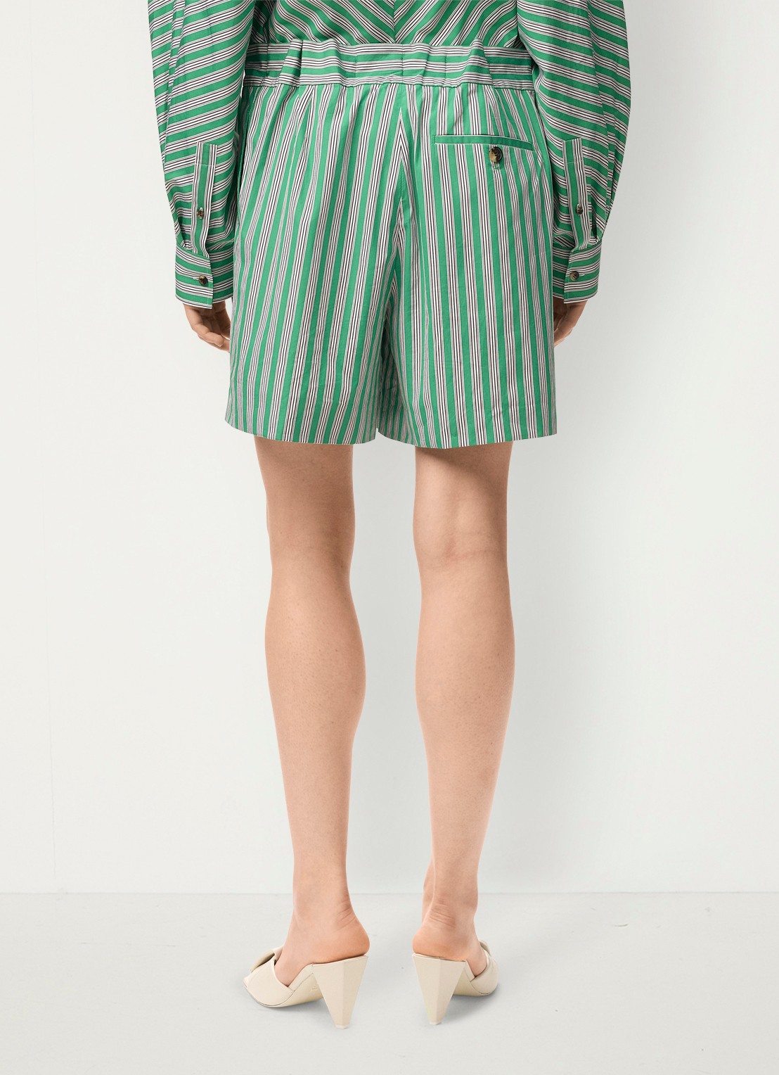 LOEWE High waist wide fit korte broek met streepprint - achterkant 6 groen