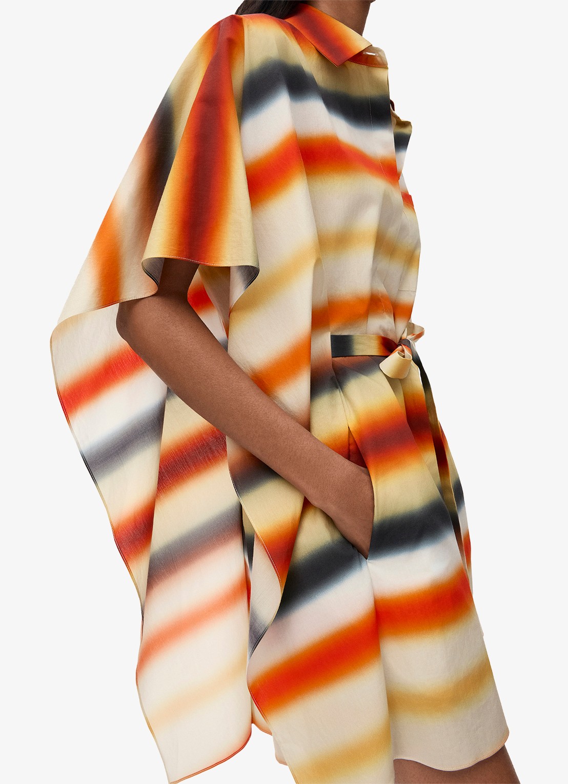 LOEWE Kaftan met streepprint en strikceintuur - detail orange