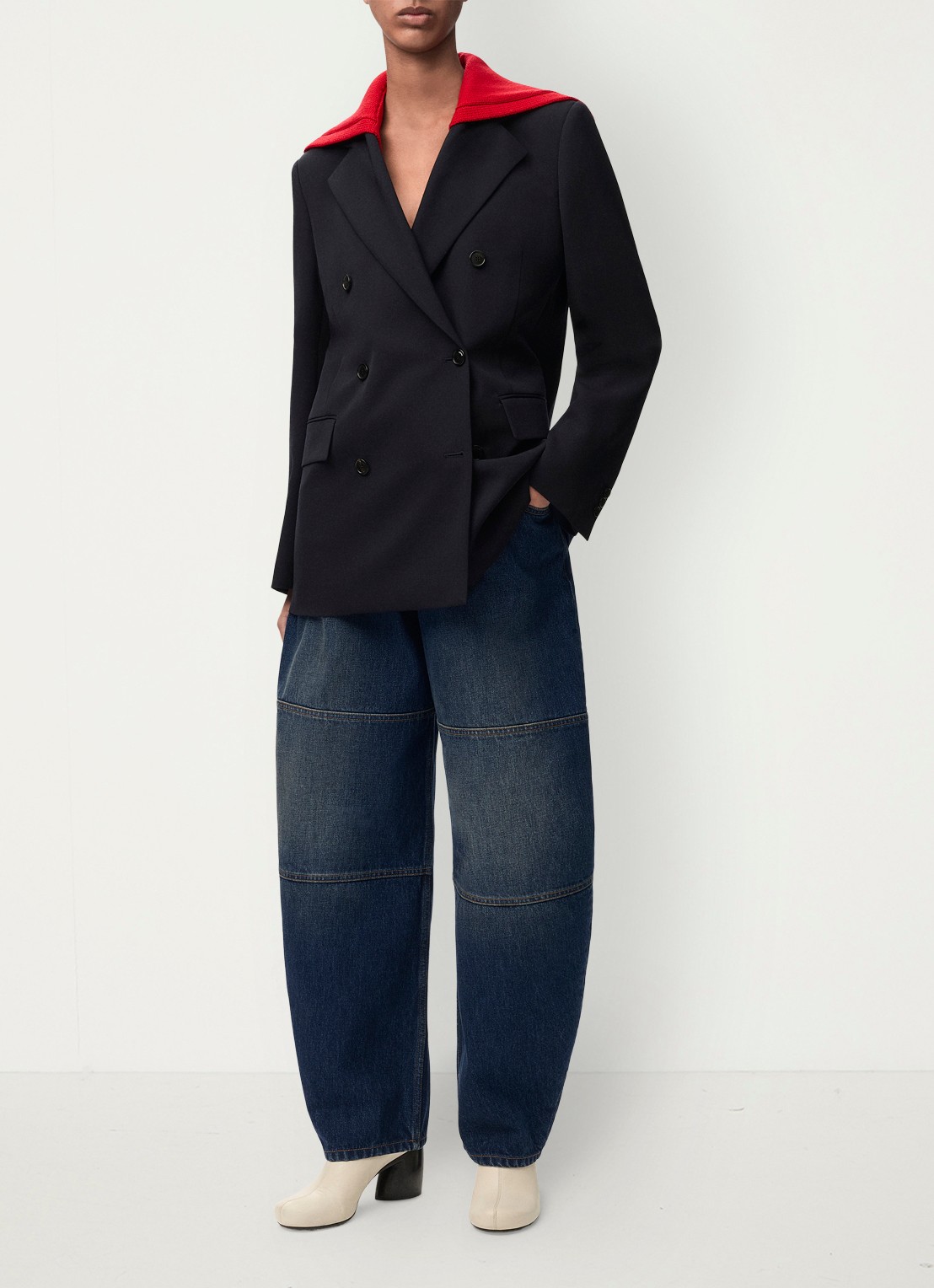 LOEWE Mid waist balloon jeans met donkere wassing - voorkant 2 donkerblauw