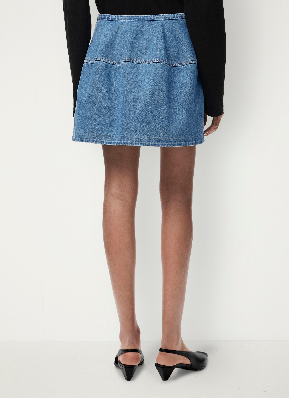 LOEWE Mini spijkerrok met logoborduring - achterkant indigo