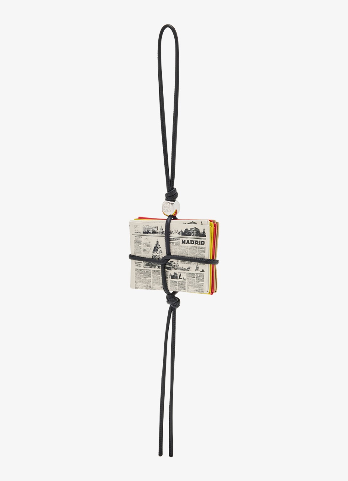 LOEWE Newspaper tasbedel van kalfsleer - voorkant zwart