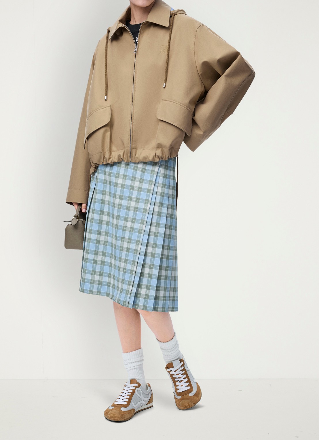 LOEWE Parka met capuchon en klepzakken - voorkant 3 beige