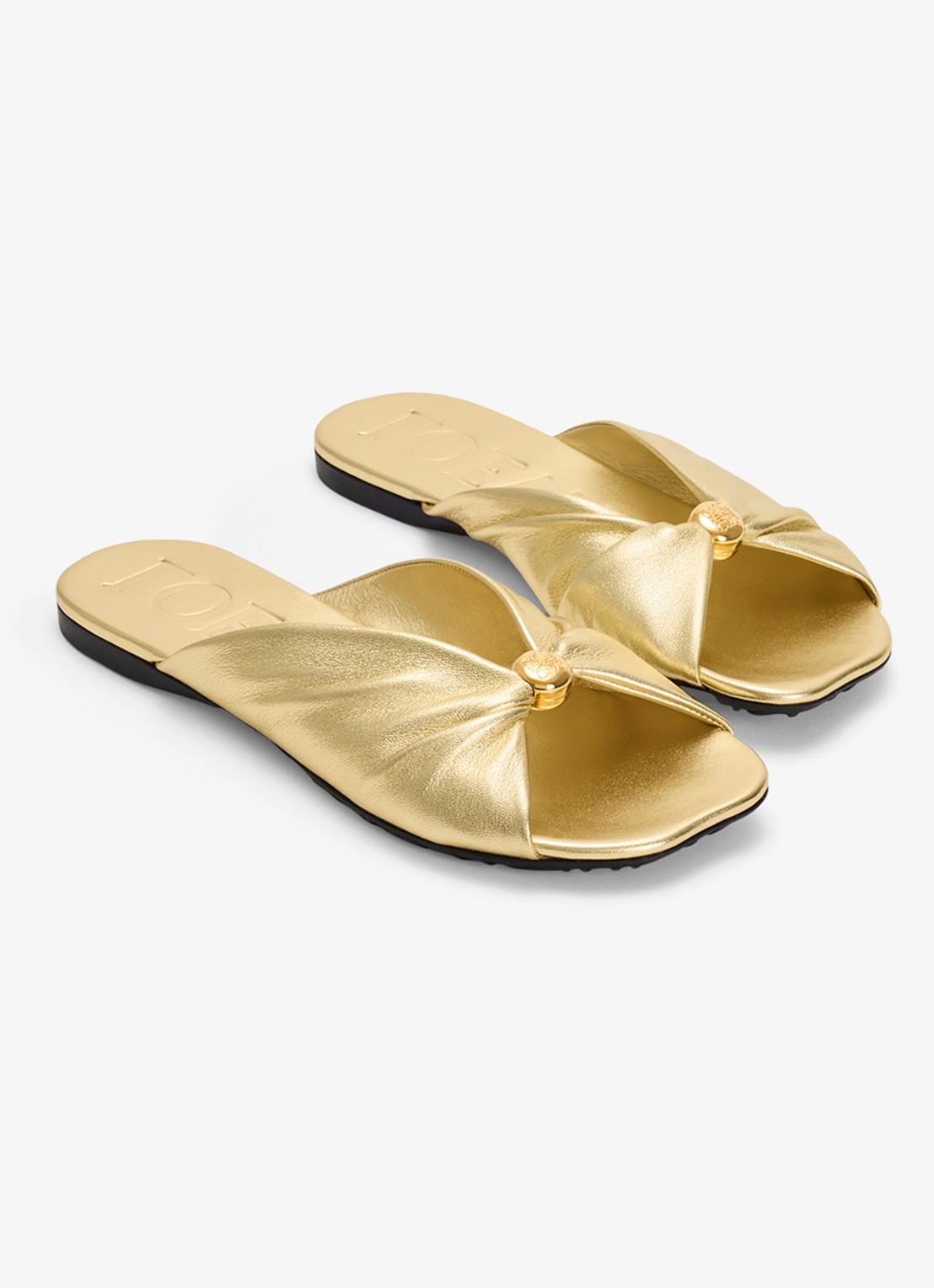 LOEWE Pebble Soft slipper van lamsleer met metallic finish - voorkant 2 goud