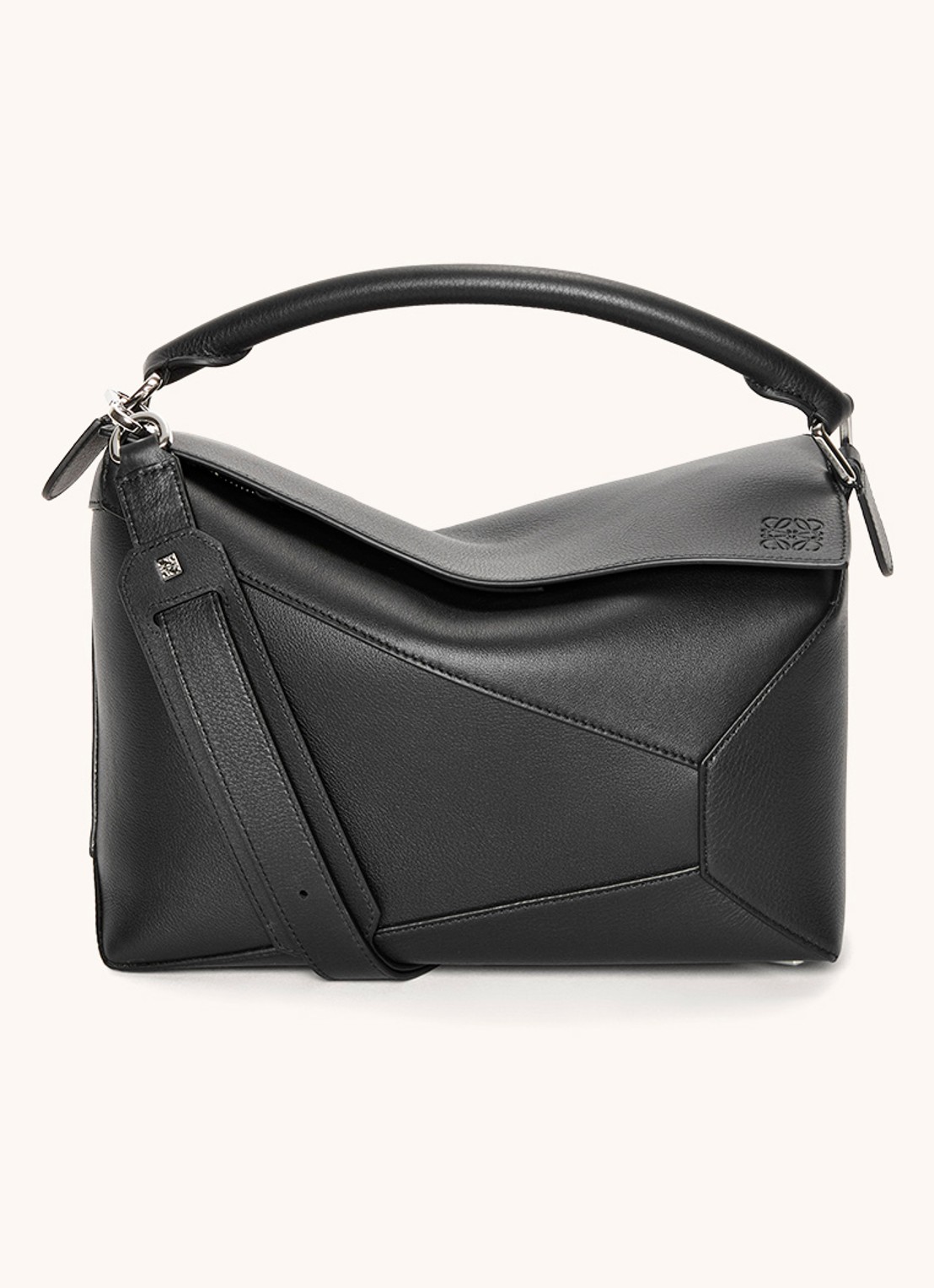 LOEWE Puzzle Edge handtas van kalfsleer - voorkant zwart