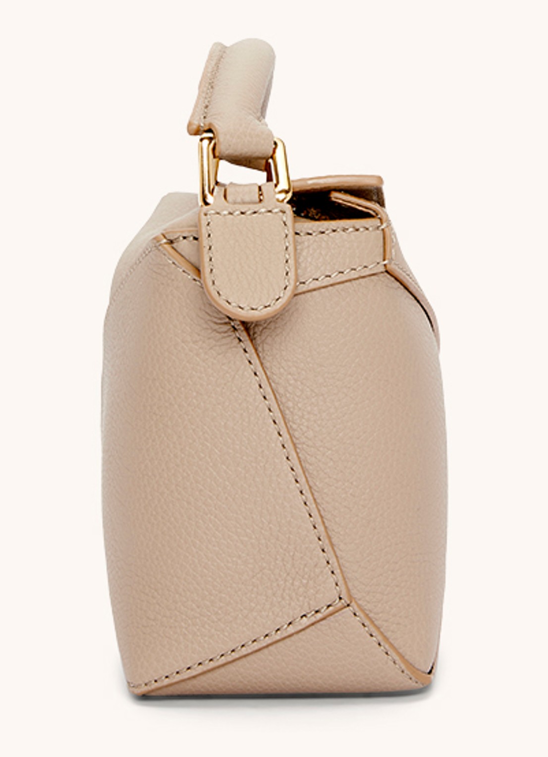 LOEWE Puzzle Edge Mini handtas van kalfsleer - detail zand