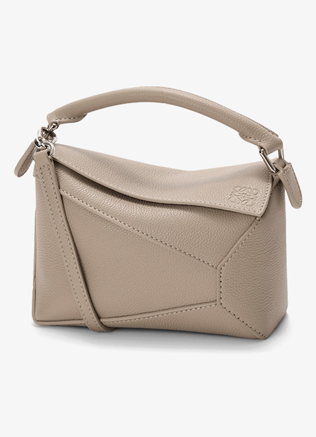 LOEWE Puzzle Edge Mini handtas van kalfsleer - voorkant 2 zand