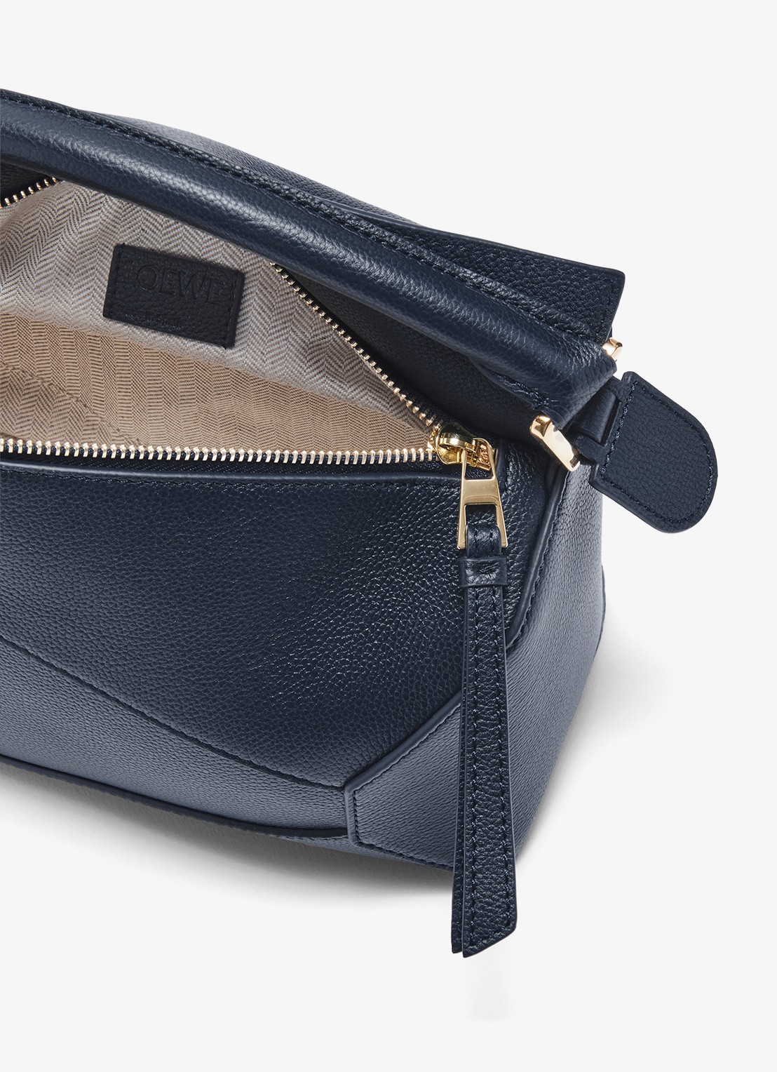 LOEWE Puzzle Edge Small handtas van kalfsleer - detail 4 donkerblauw
