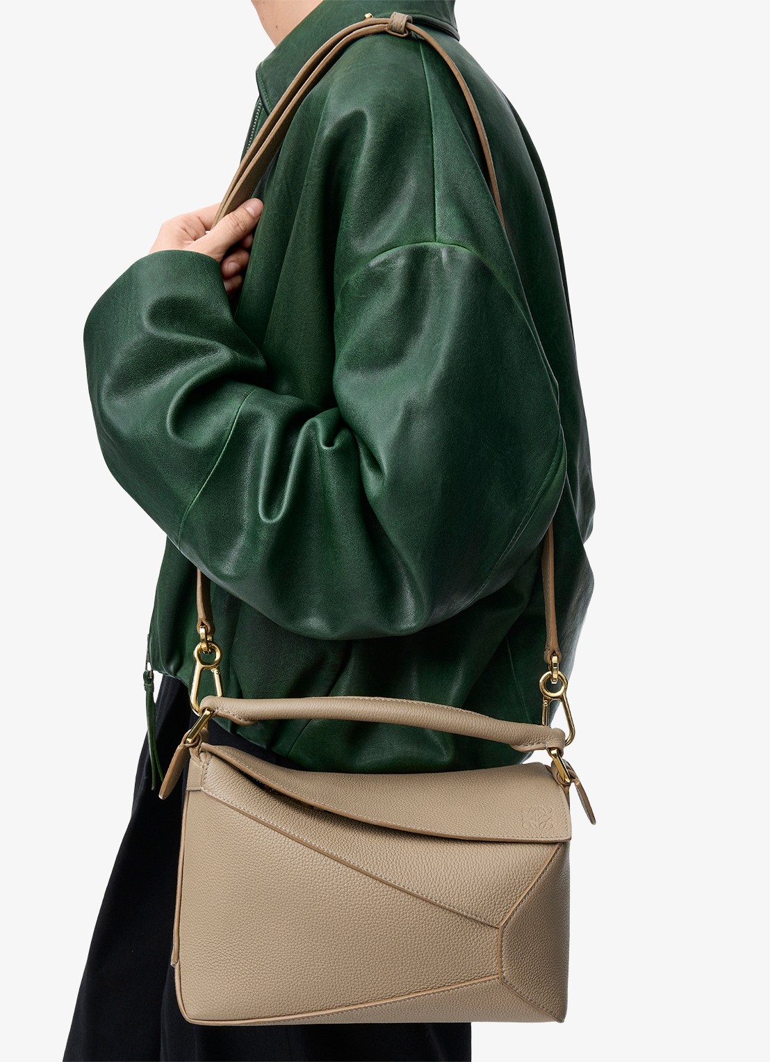 LOEWE Puzzle Edge Small handtas van kalfsleer - detail 8 taupe
