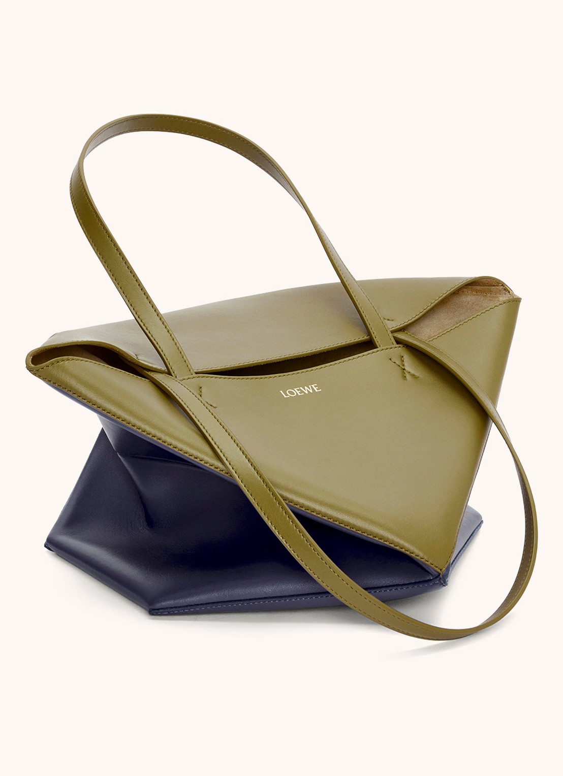 LOEWE Puzzle Fold Medium shopper van kalfsleer - detail 4 donkerblauw