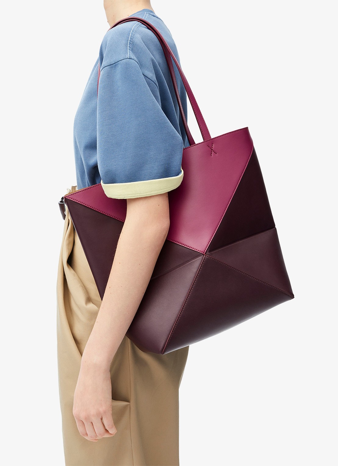 LOEWE Puzzle Fold Medium shopper van kalfsleer - detail 5 bordeauxrood