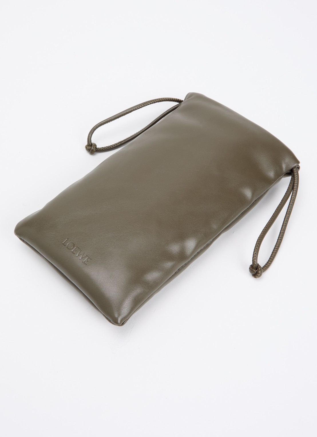 LOEWE Retro zonnebril E4000248  - detail 2 roestbruin