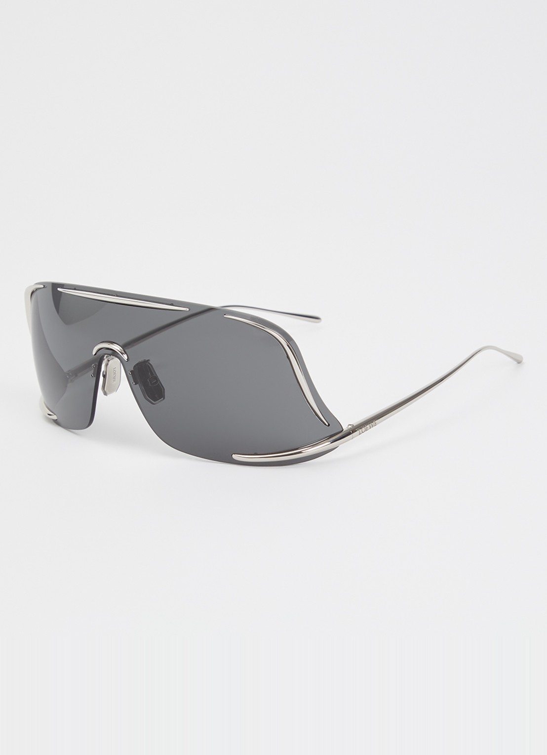LOEWE Shield zonnebril LW40193U - voorkant zilver