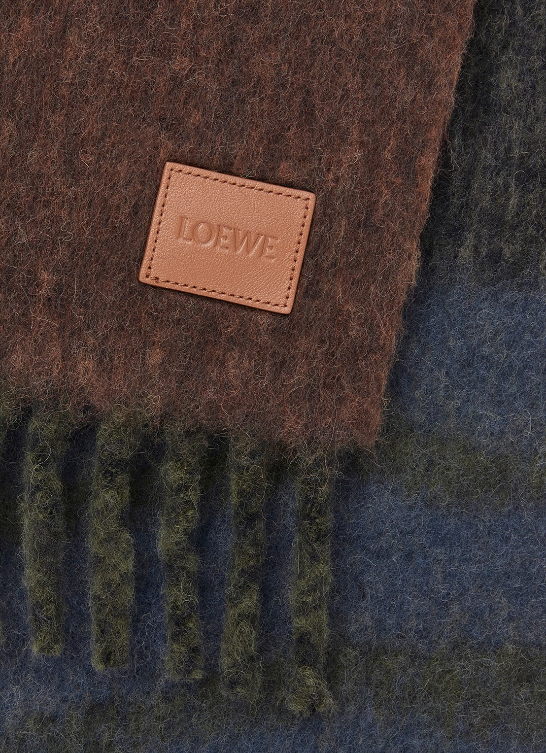LOEWE Sjaal in alpaca wolblend met print 185 x 23 cm - detail 3 donkerblauw