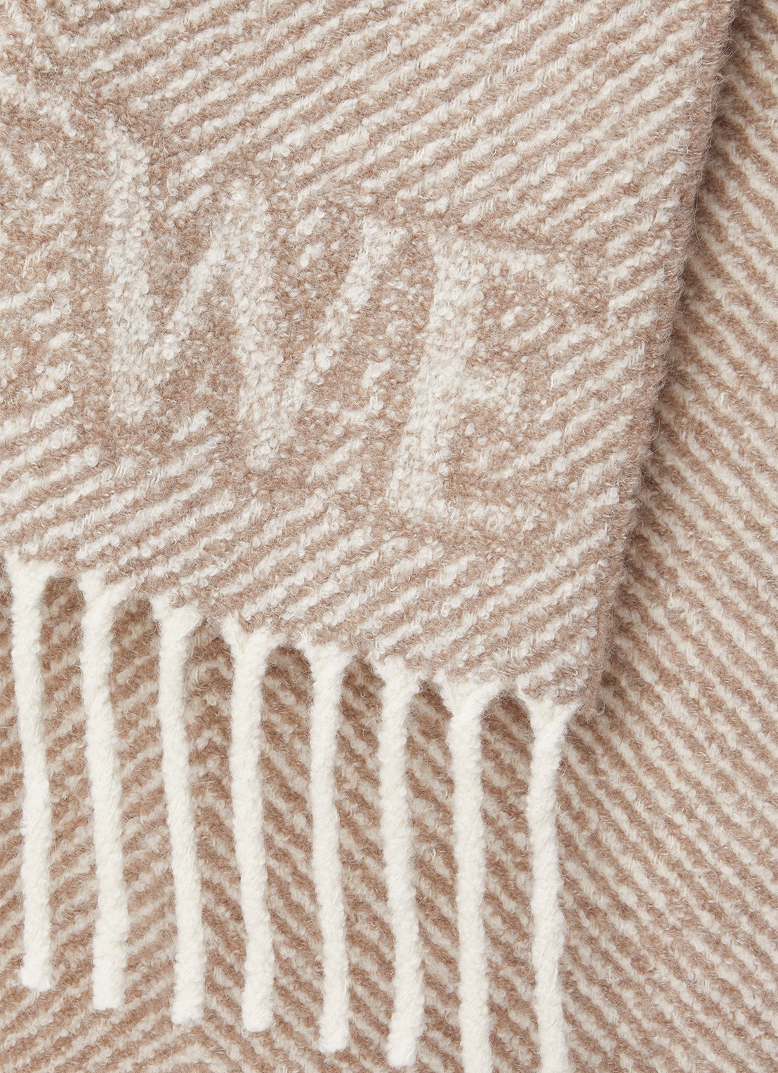 LOEWE Sjaal van bouclé met logo 184 x 47 cm - detail 4 beige