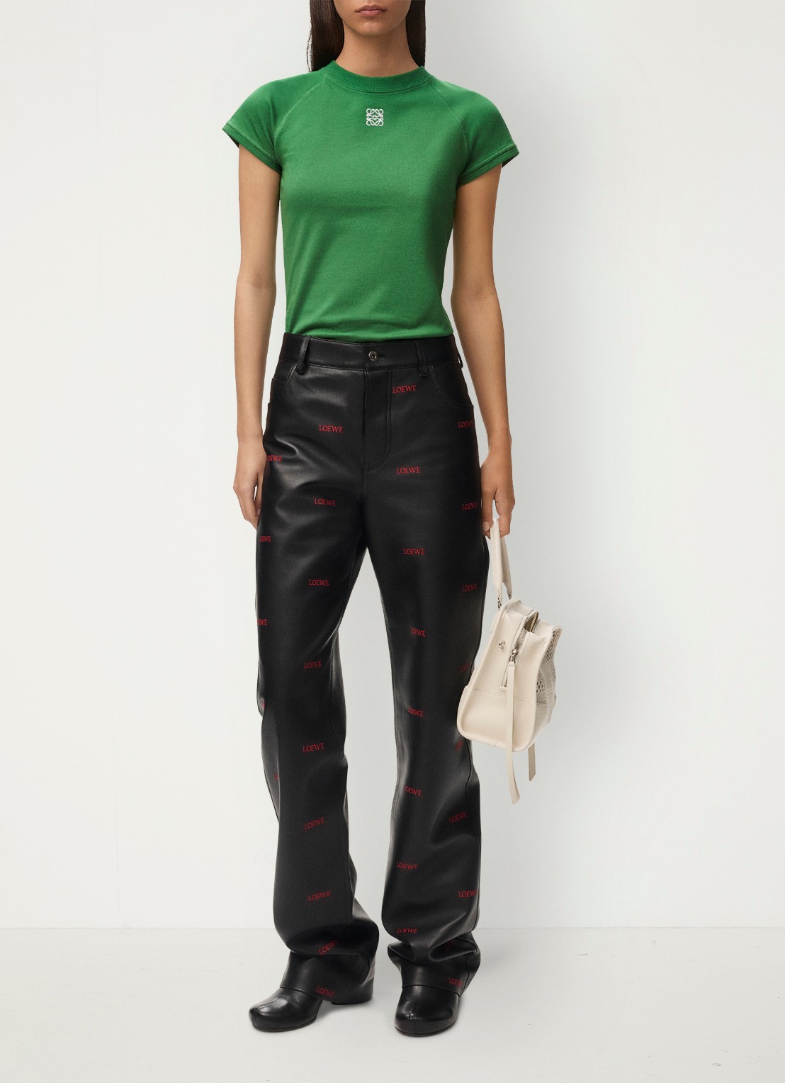 LOEWE T-shirt met logo - voorkant 2 groen