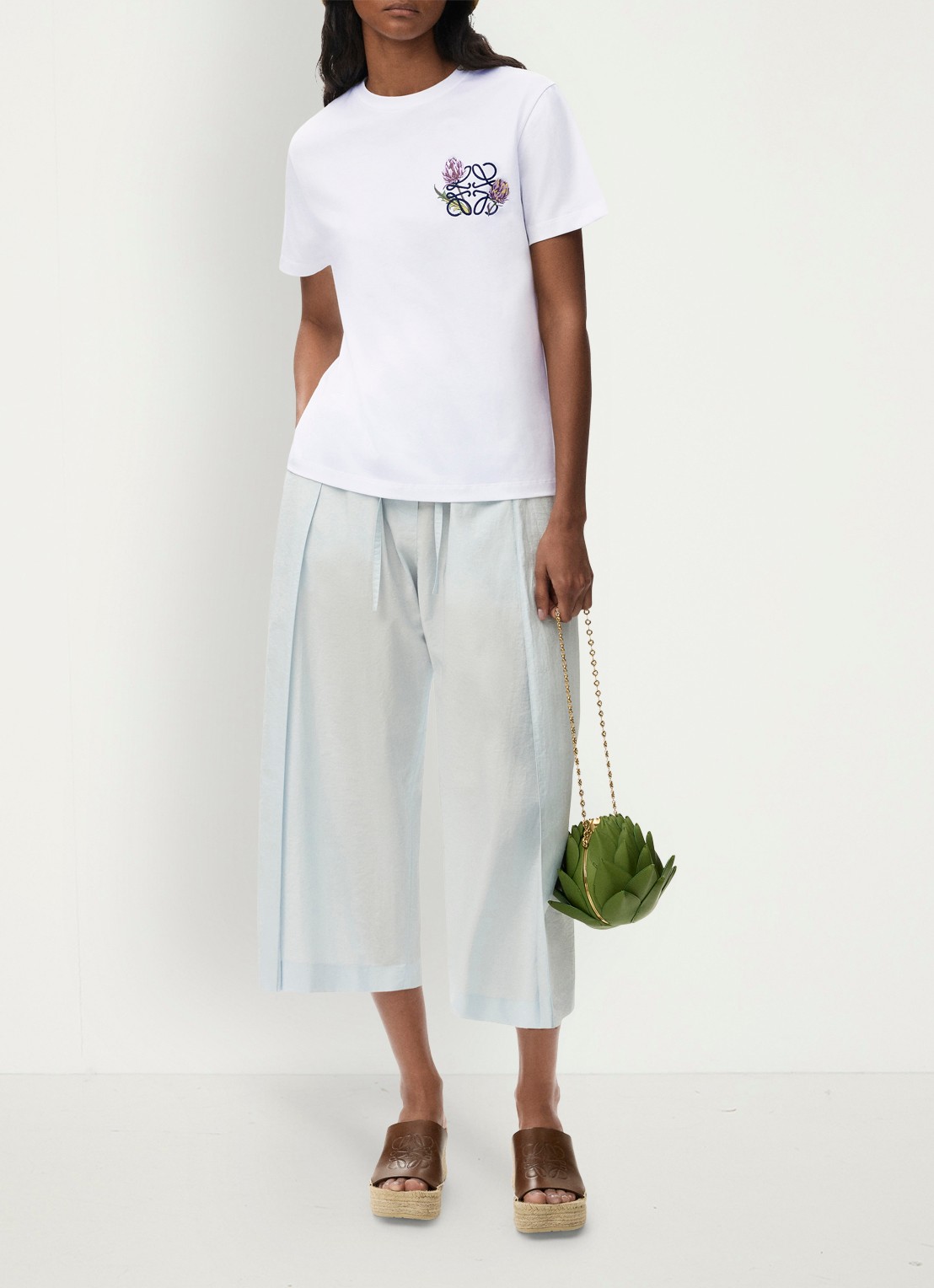 LOEWE T-shirt met logoborduring - voorkant 2 wit