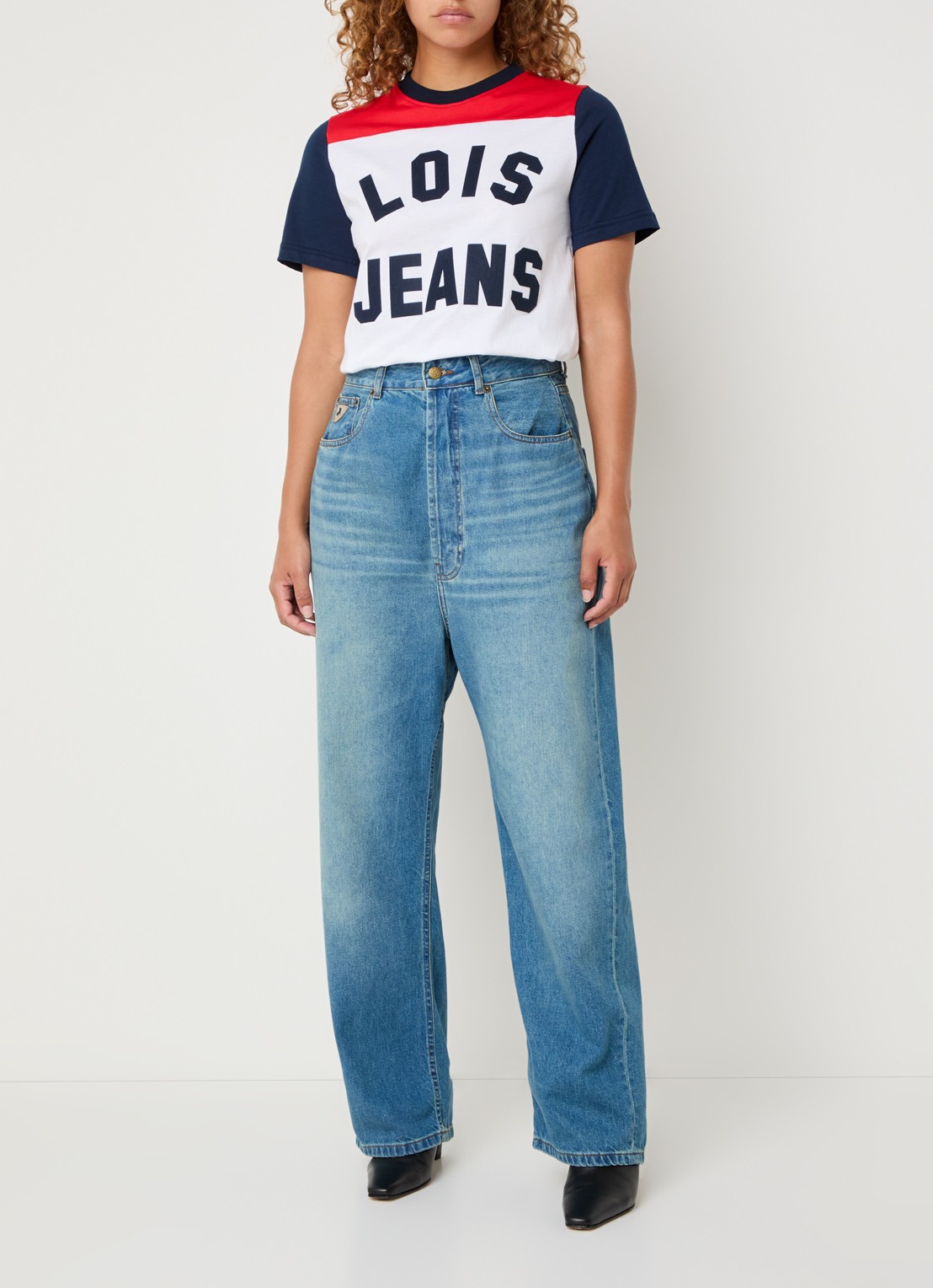 Lois Bruna high waist loose fit jeans met lichte wassing - voorkant 5 indigo