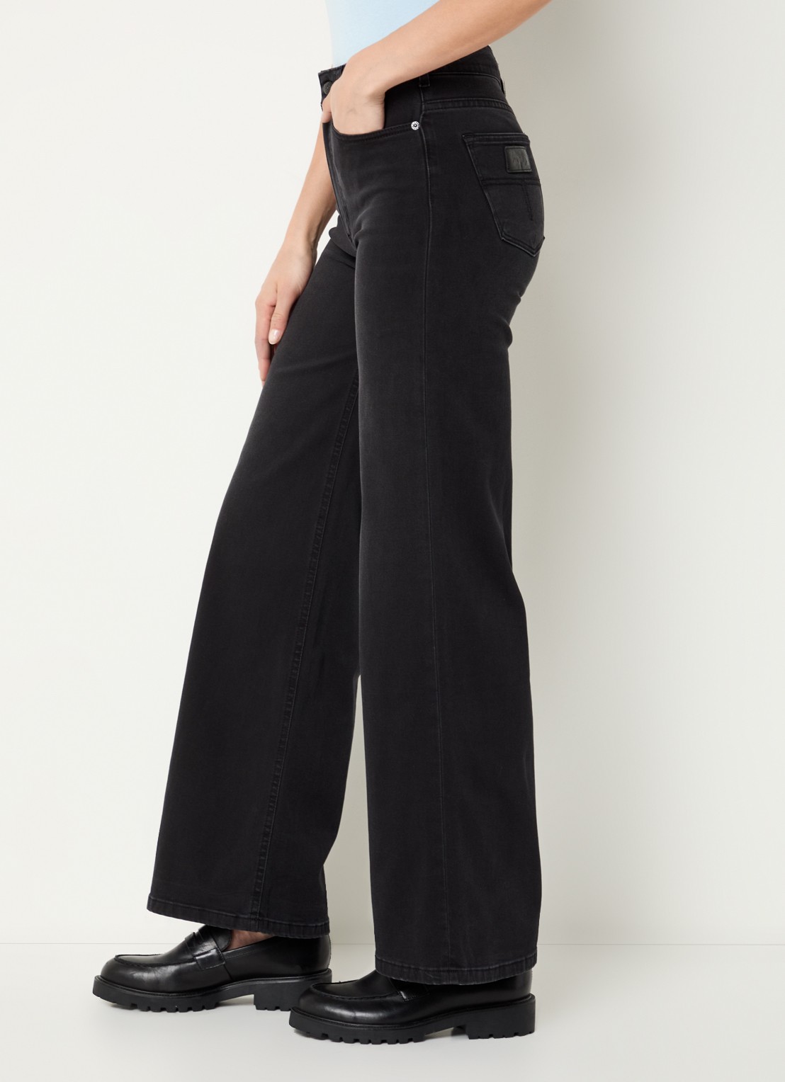 Lois Hypersoft high waist flared jeans met steekzakken - detail 5 zwart
