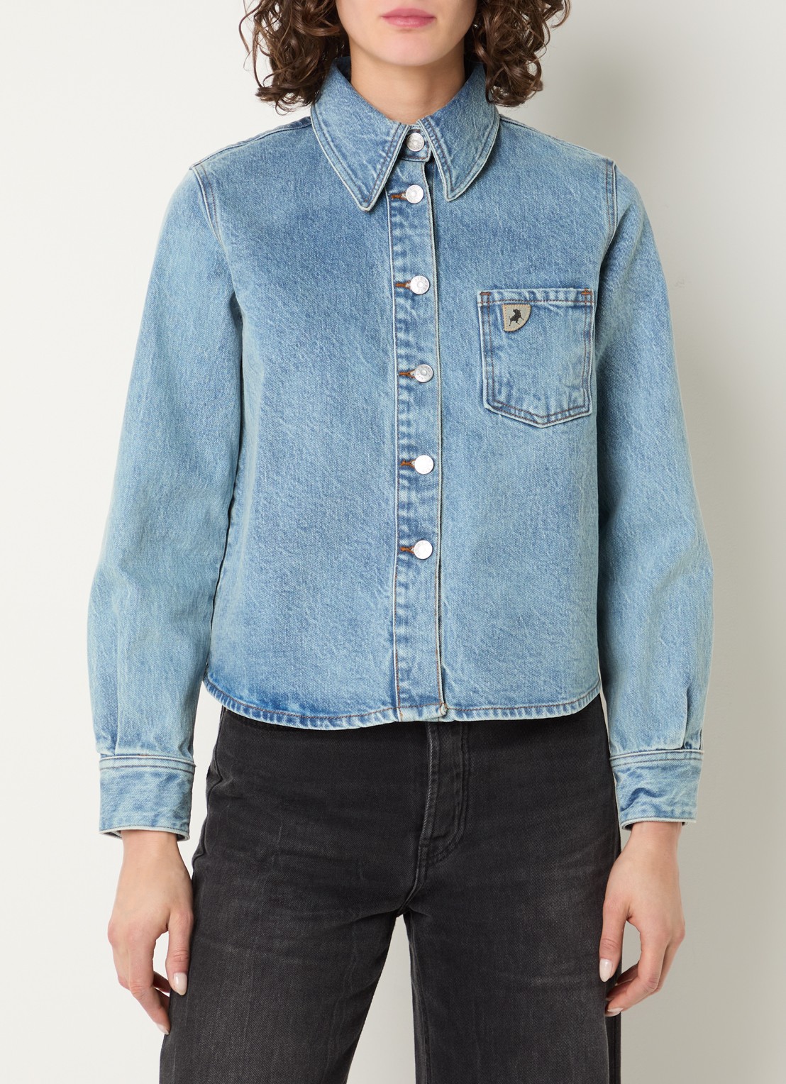 Lois Isa blouse van denim met borstzak - detail 3 blauw