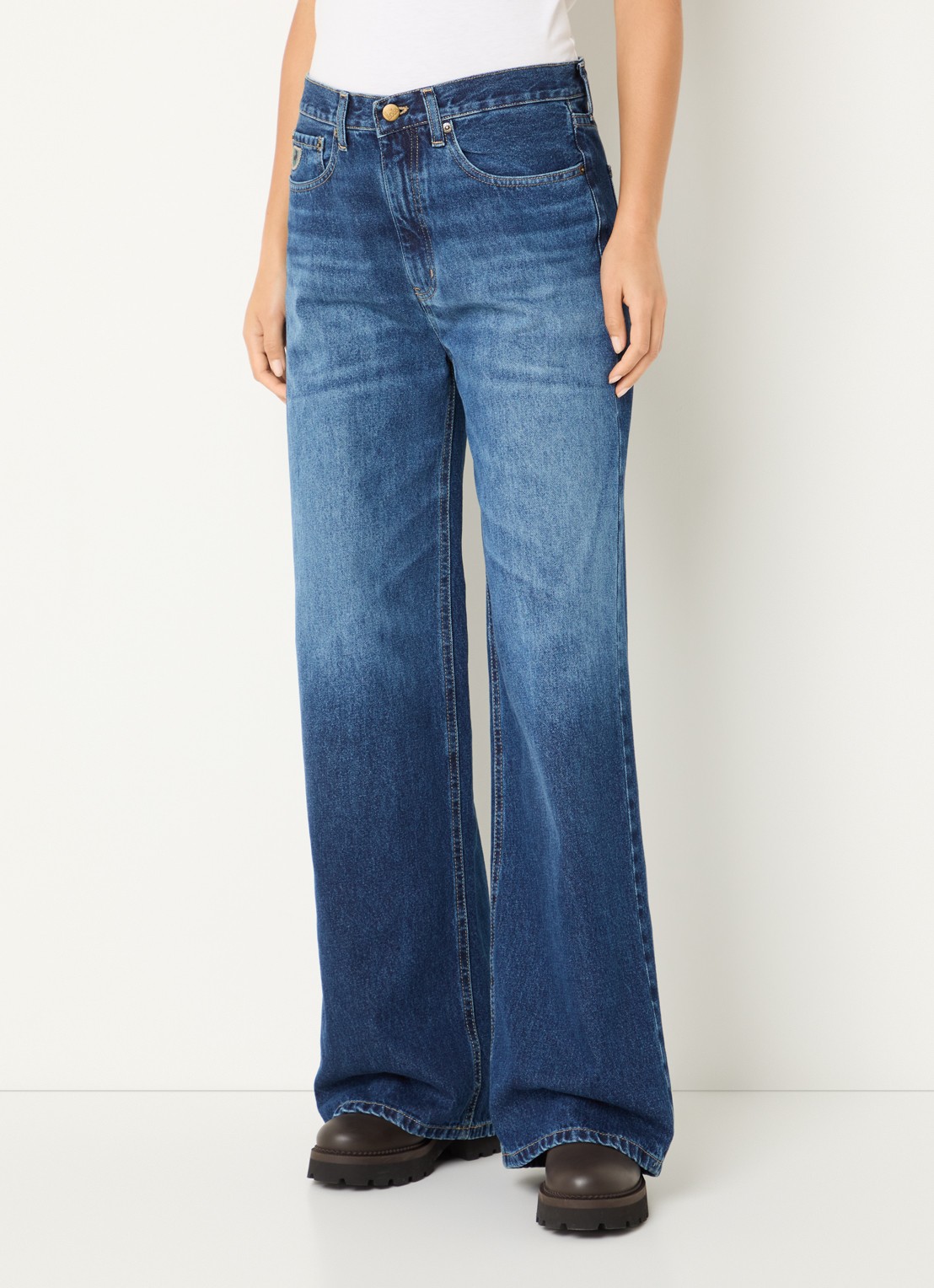 Lois Low waist wide leg jeans met donkere wassing - detail indigo