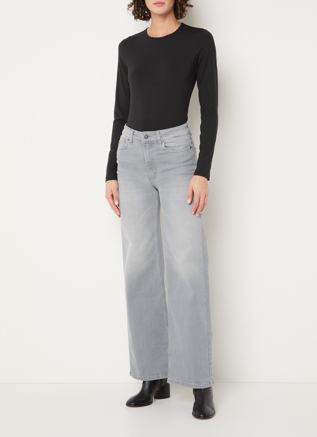 Lois Palazzo high waist flared fit jeans met medium wassing - voorkant 2 grijs