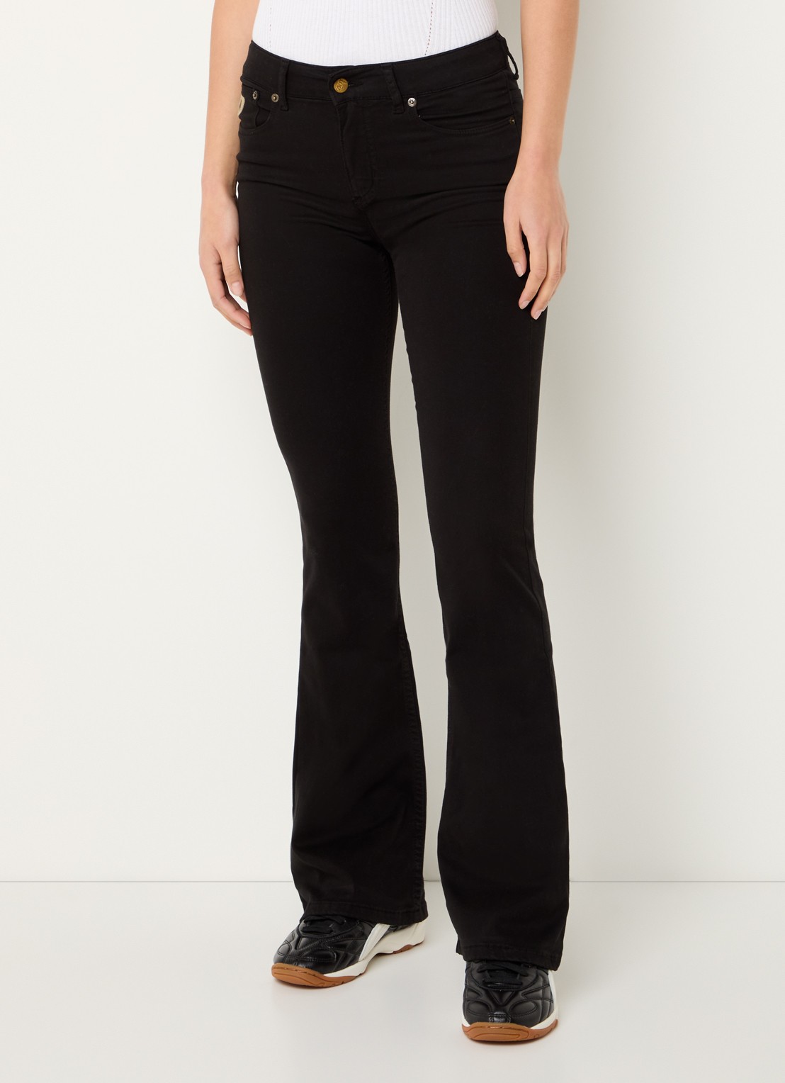 Lois Raval high waist flared jeans met stretch - detail zwart