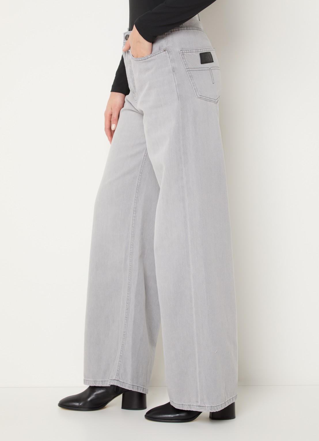 Lois Skater high waist loose fit jeans met gekleurde wassing - detail 3 grijs