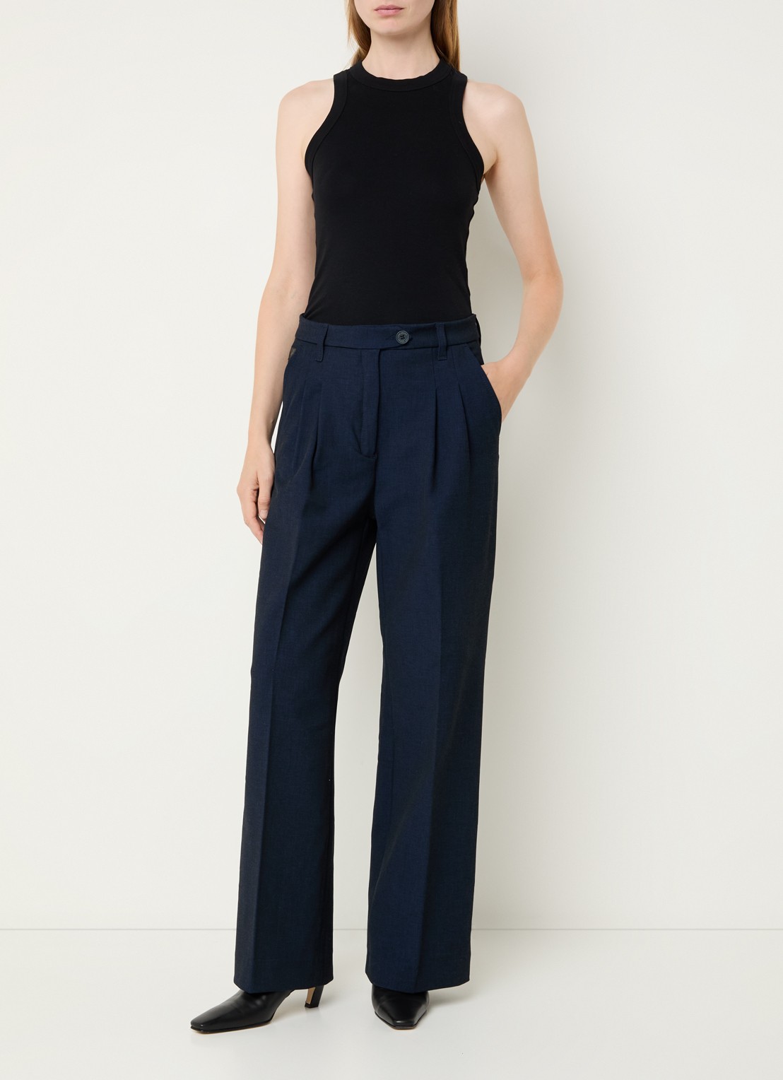 Lois Wanda high waist wide fit pantalon met steekzakken - voorkant 3 donkerblauw
