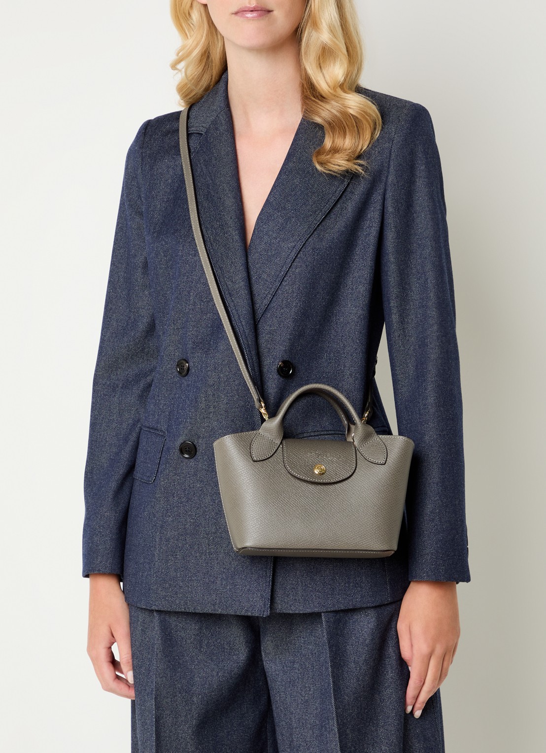 Longchamp Épure crossbodytas XS van leer met afneembare schouderriem - voorkant 3 grijs