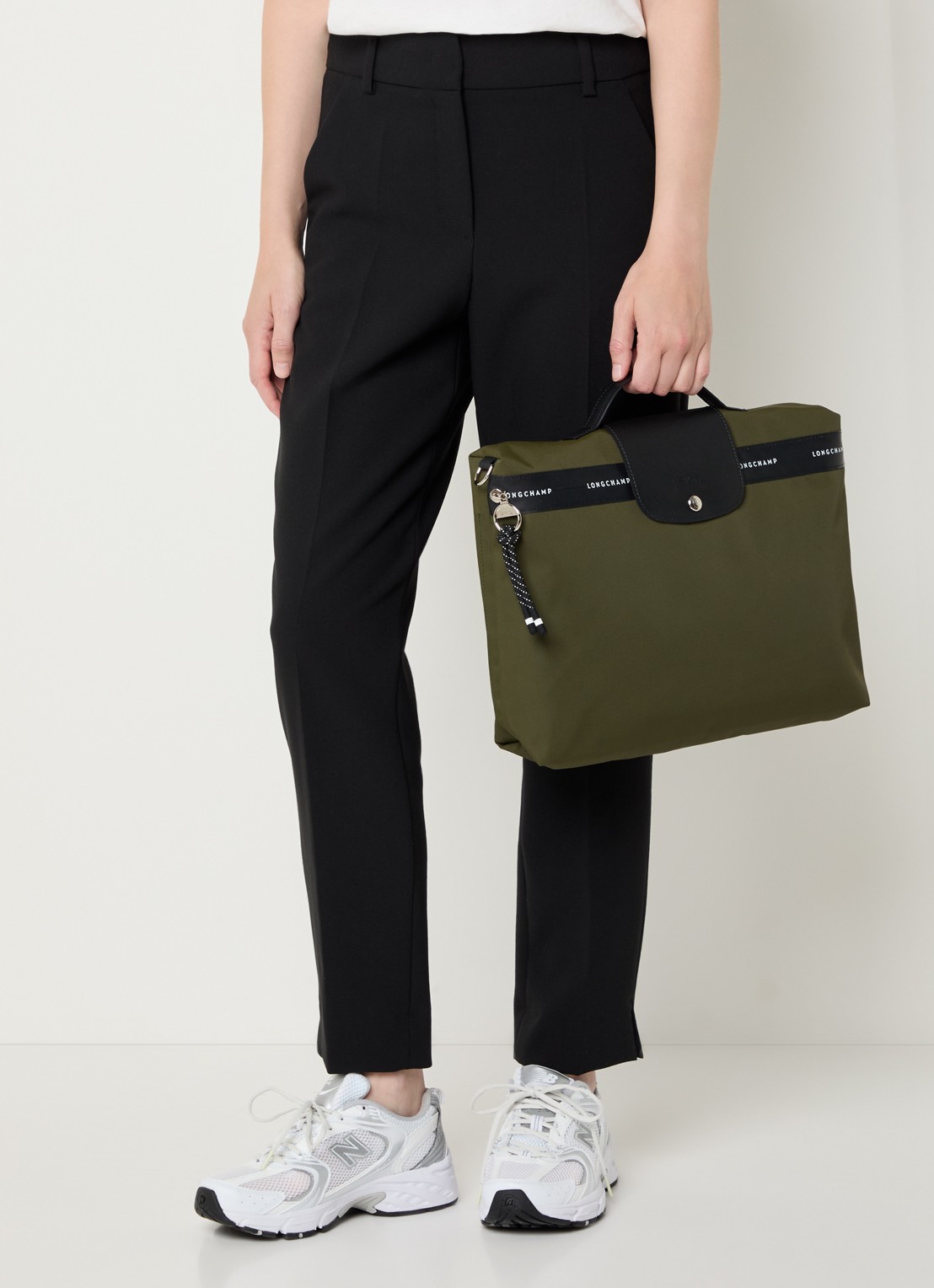 Longchamp Le Pliage Energy businesstas met leren details en 14-inch laptopvak - voorkant 2 bronsgroen