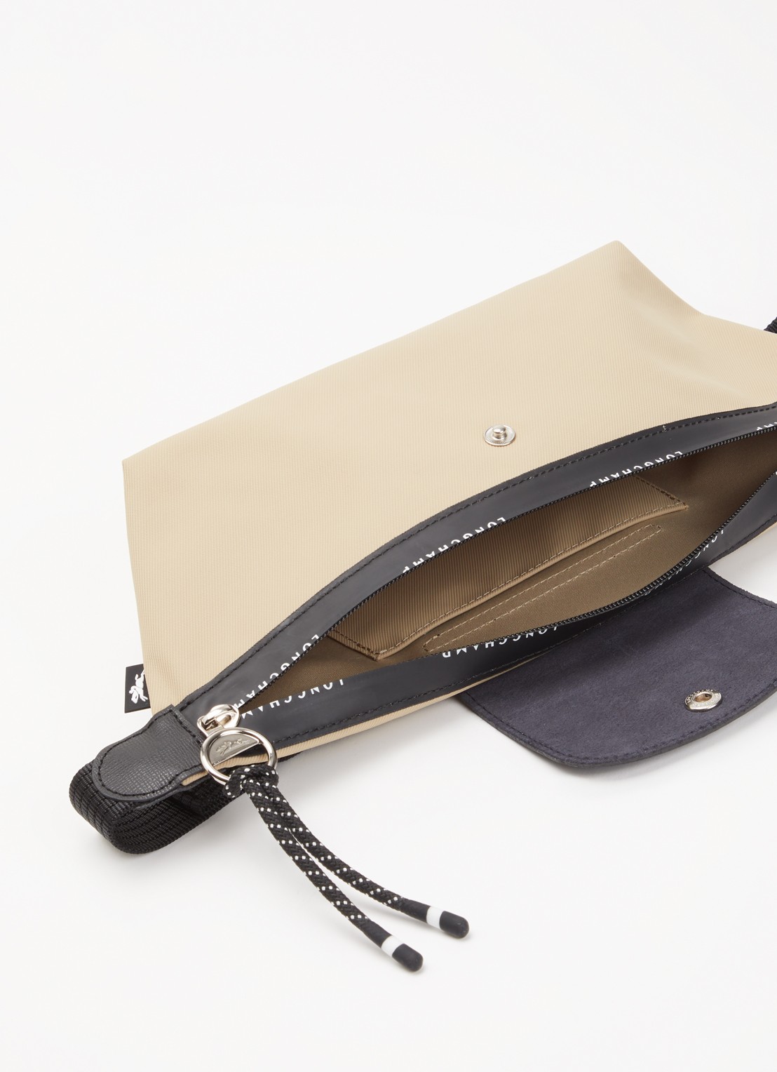 Longchamp Le Pliage Energy heuptas M van canvas met leren details - detail 3 donkerbeige