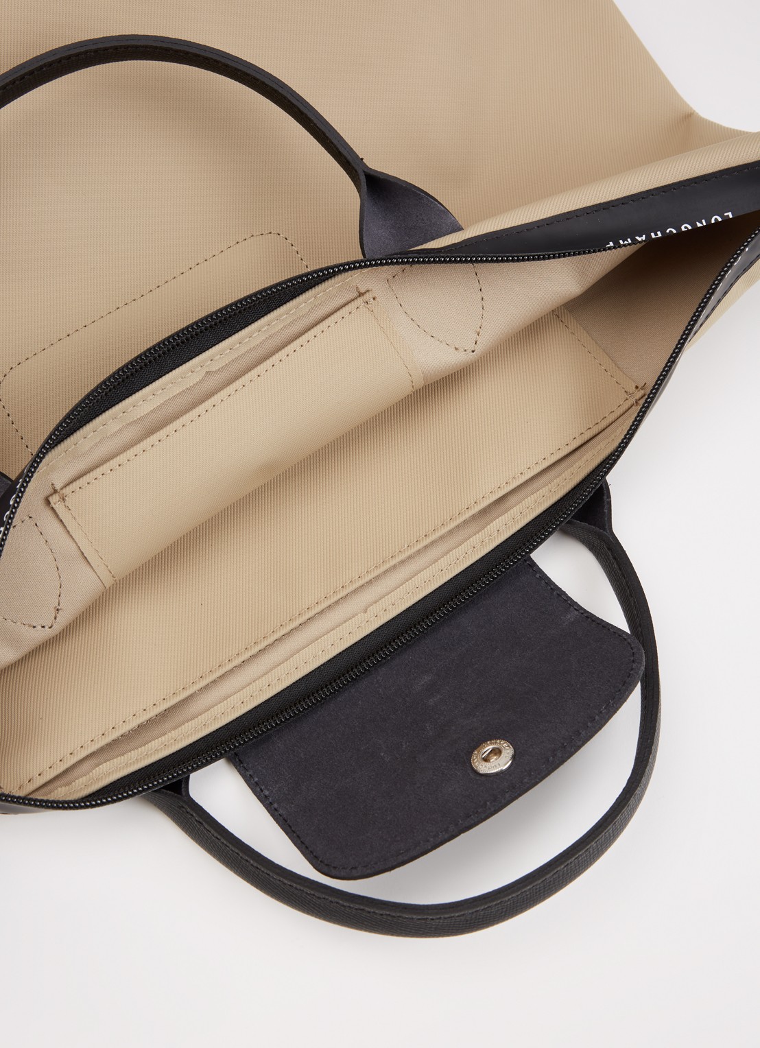 Longchamp Le Pliage Green handtas M met leren details - detail beige