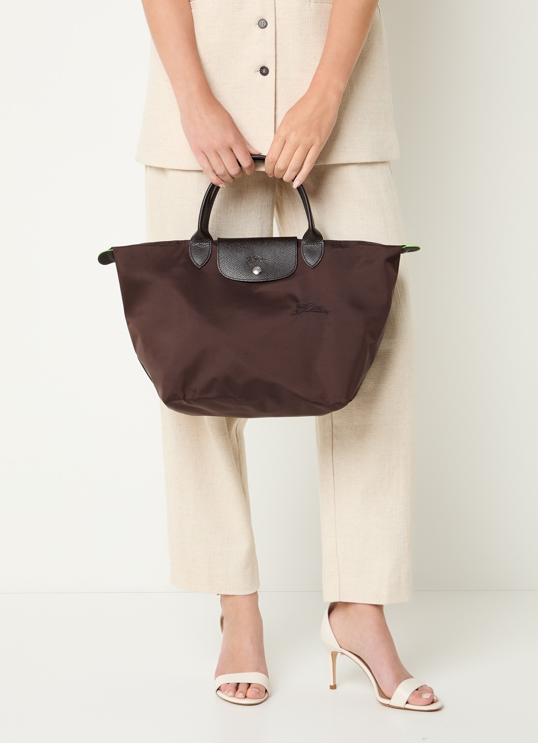 Longchamp Le Pliage Green handtas M met leren details - voorkant 6 donkerbruin