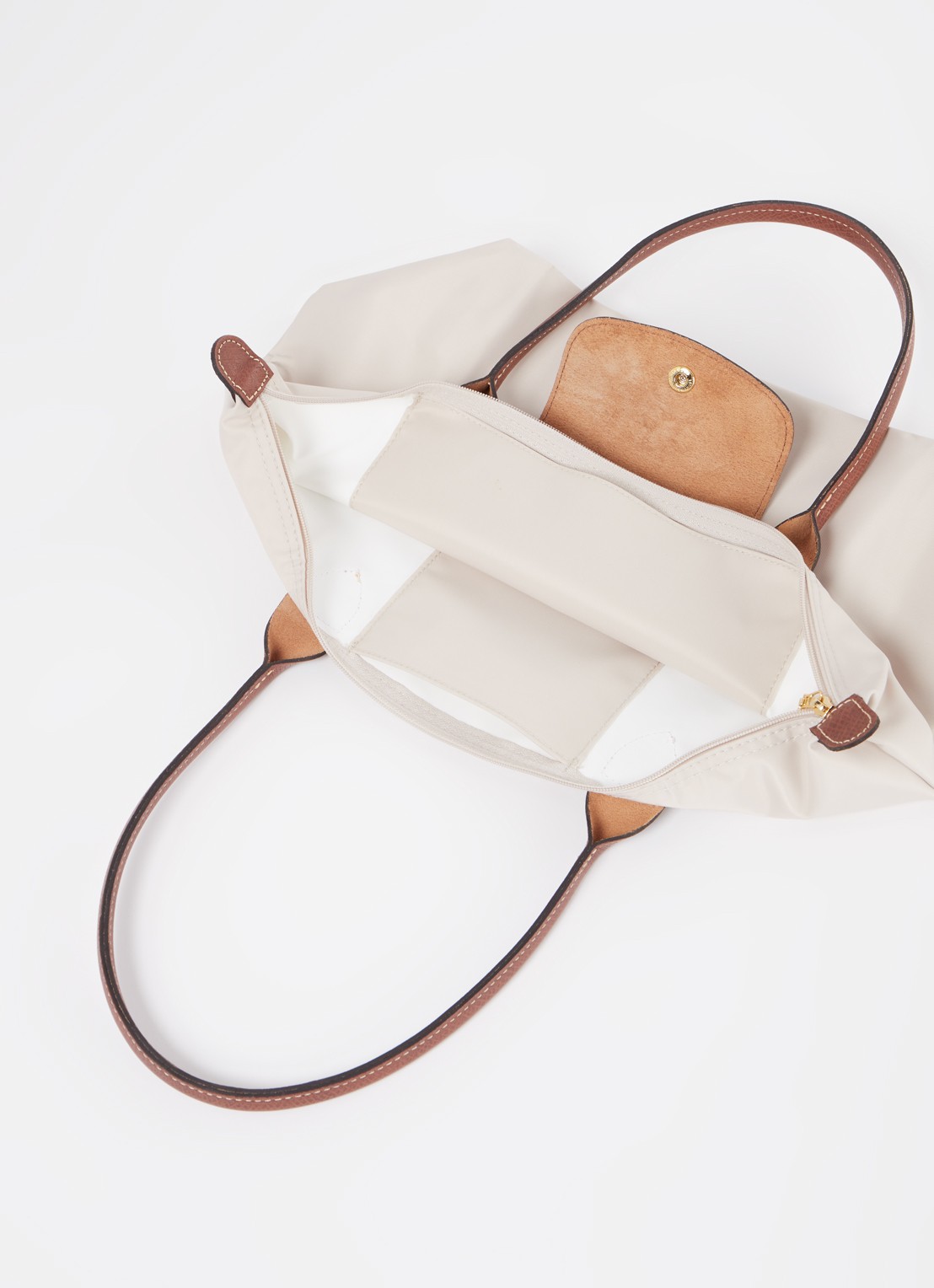 Longchamp Le pliage green M opvouwbare schoudertas met leren details  - detail 3 creme