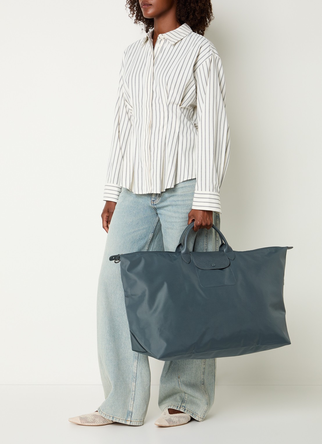 Longchamp Le Pliage One reistas XL met leren details - voorkant 3 staalblauw