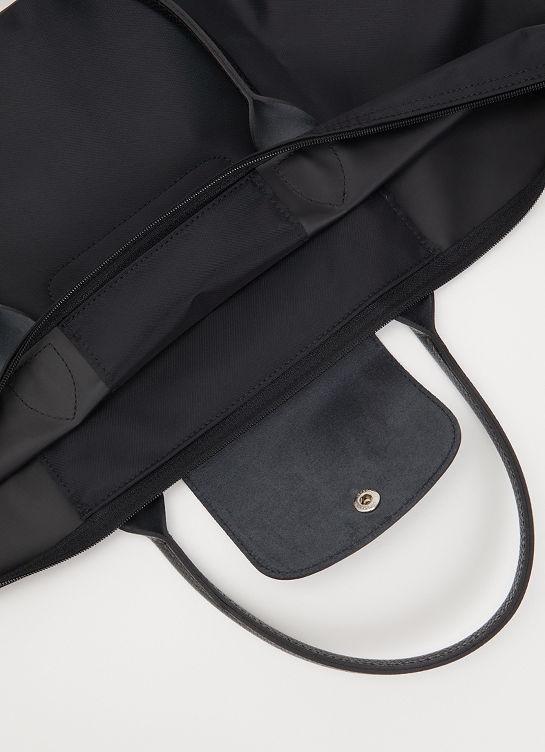 Longchamp Le Pliage One schoudertas L met leren details - detail 3 zwart