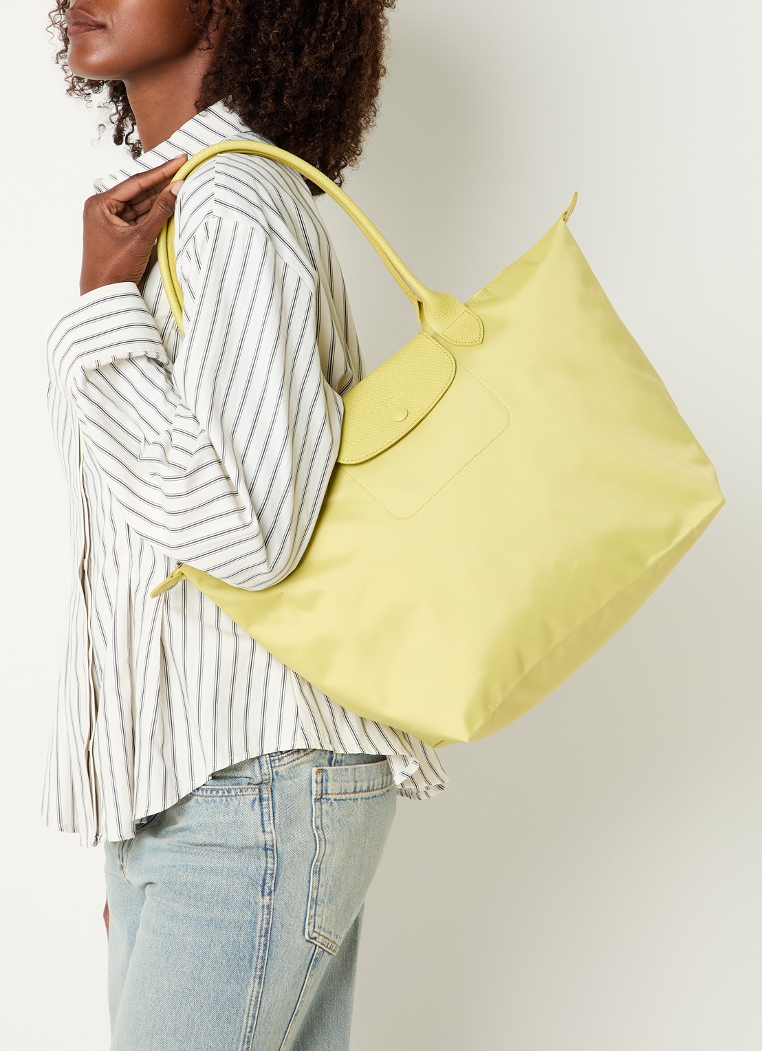 Longchamp Le Pliage One schoudertas L met leren details - voorkant 3 lime
