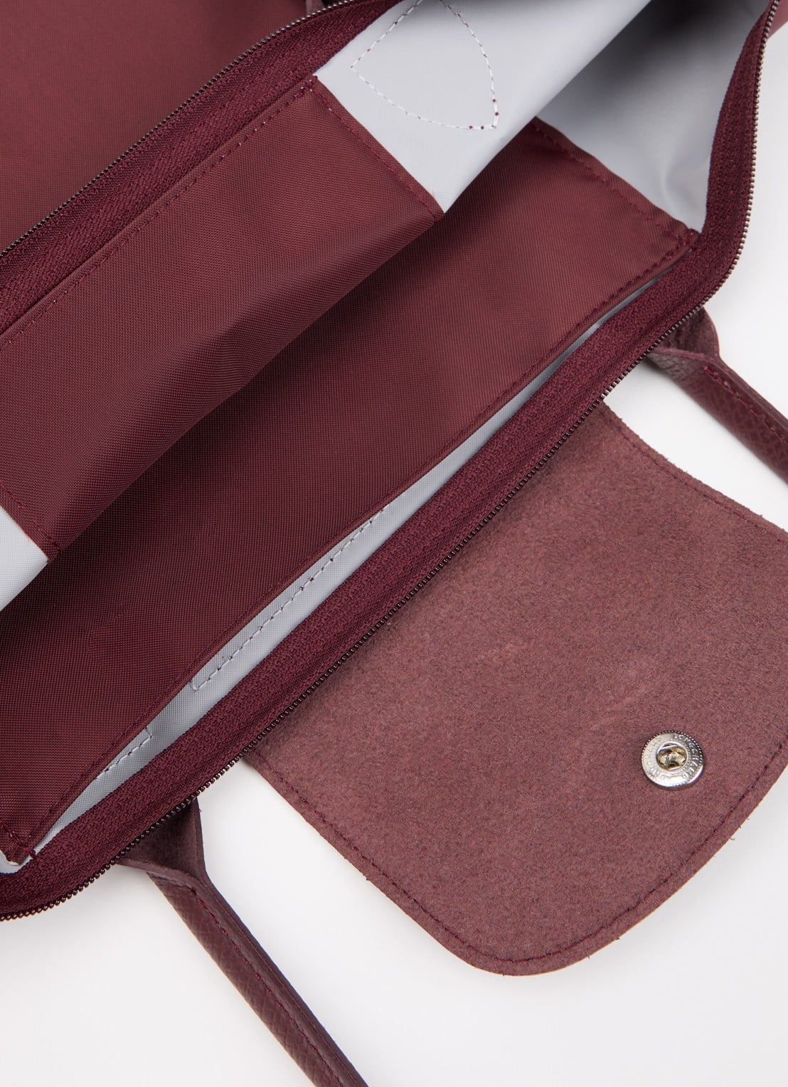 Longchamp Le pliage One schoudertas M met details van leer - detail aubergine