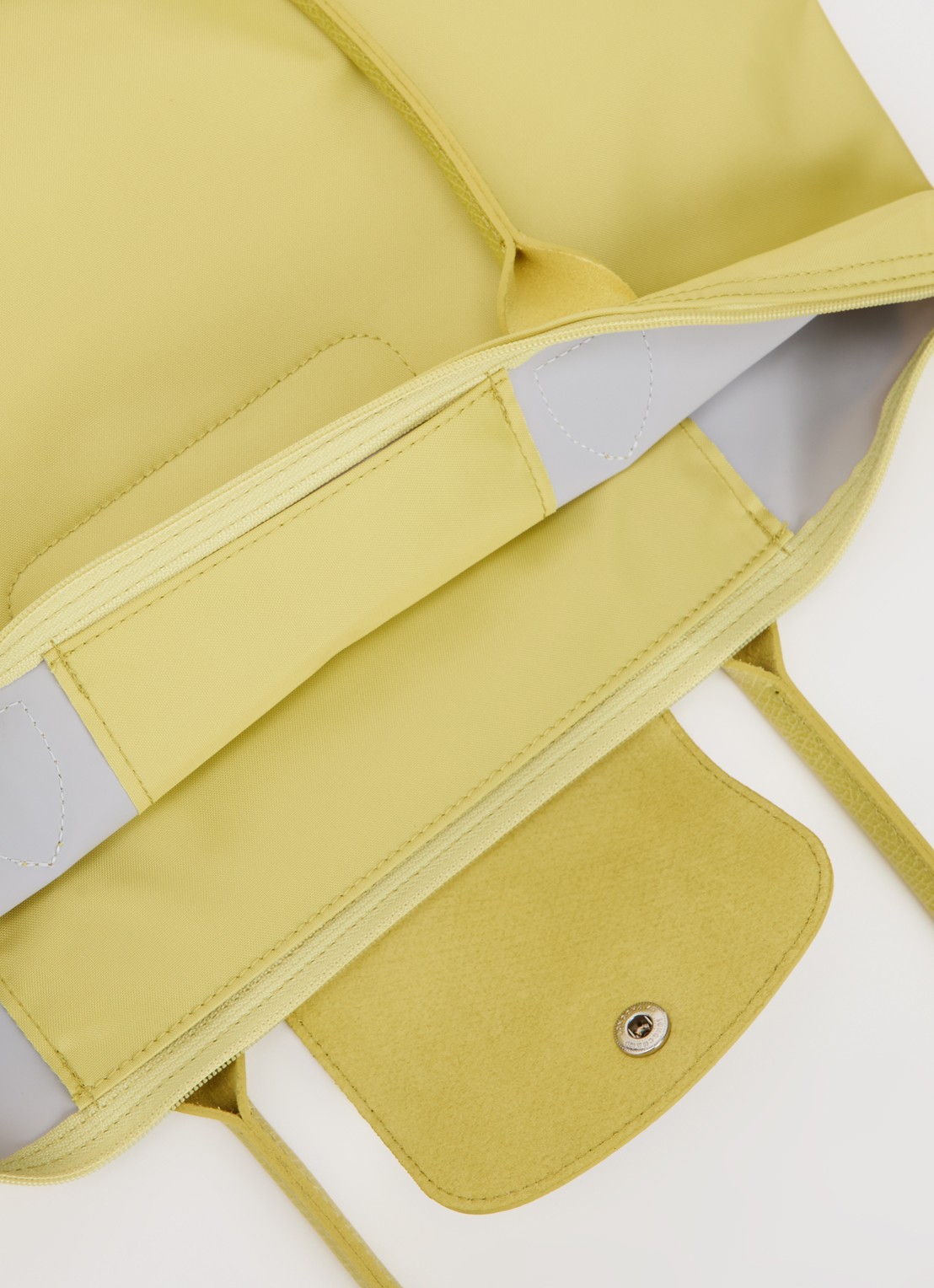 Longchamp Le pliage One schoudertas M met details van leer - detail 3 lindegroen