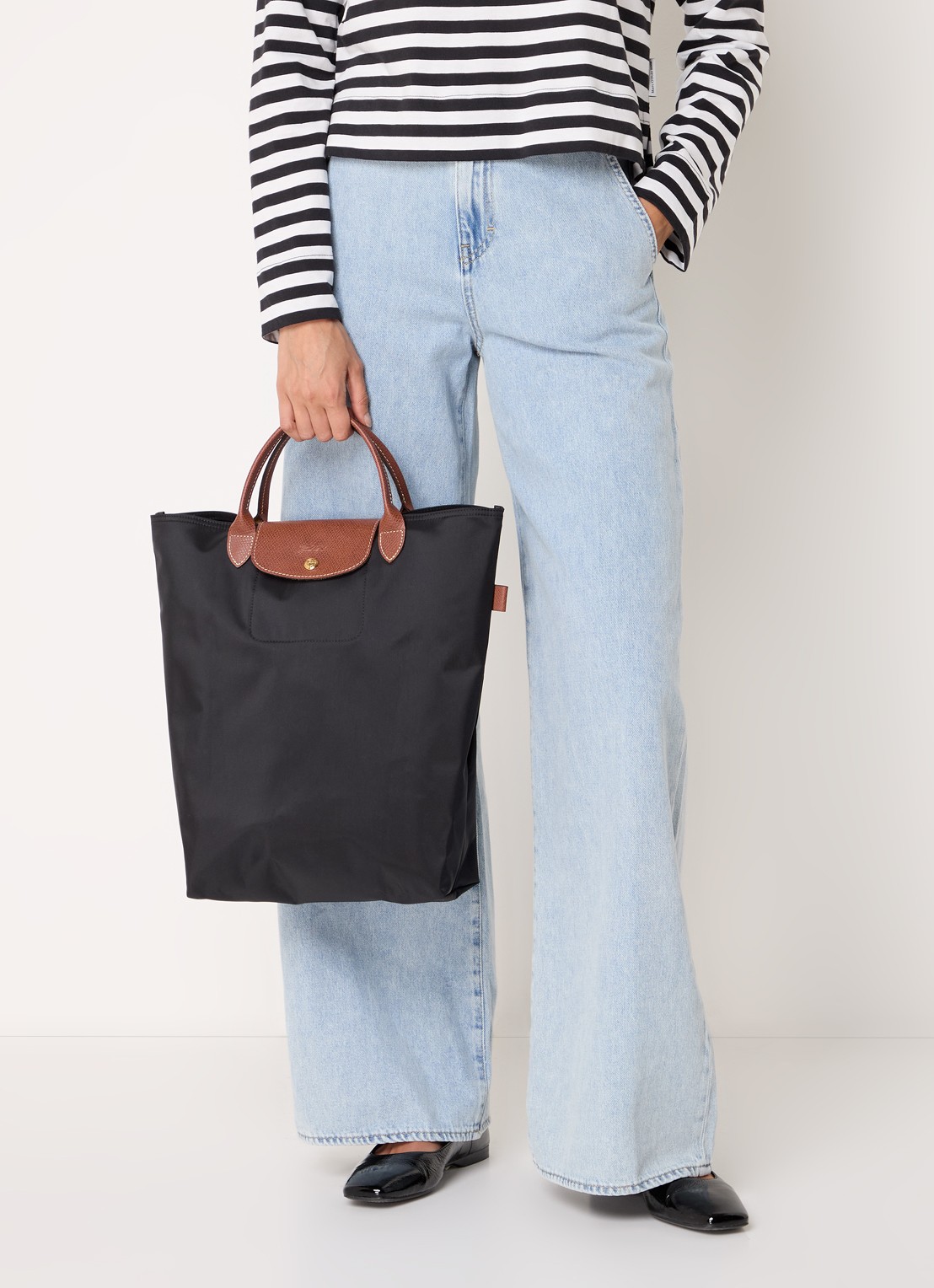 Longchamp Le Pliage Original handtas M met leren details - voorkant 5 zwart