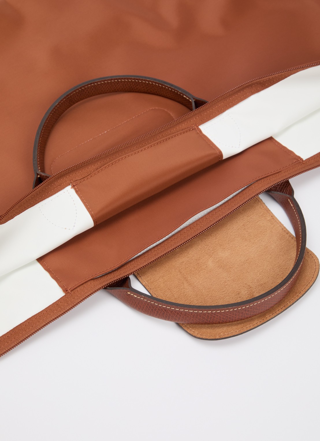 Longchamp Le Pliage reistas XL met leren details - detail 2 cognac