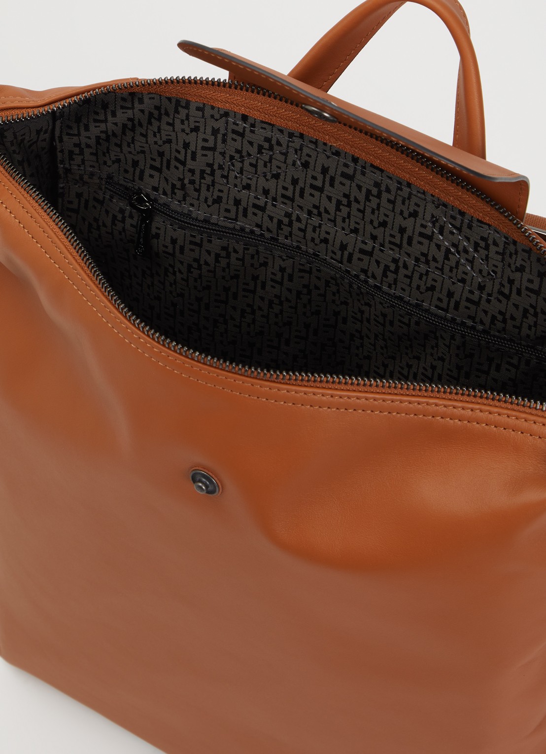 Longchamp Le Pliage Xtra rugzak M van leer - detail oranjebruin