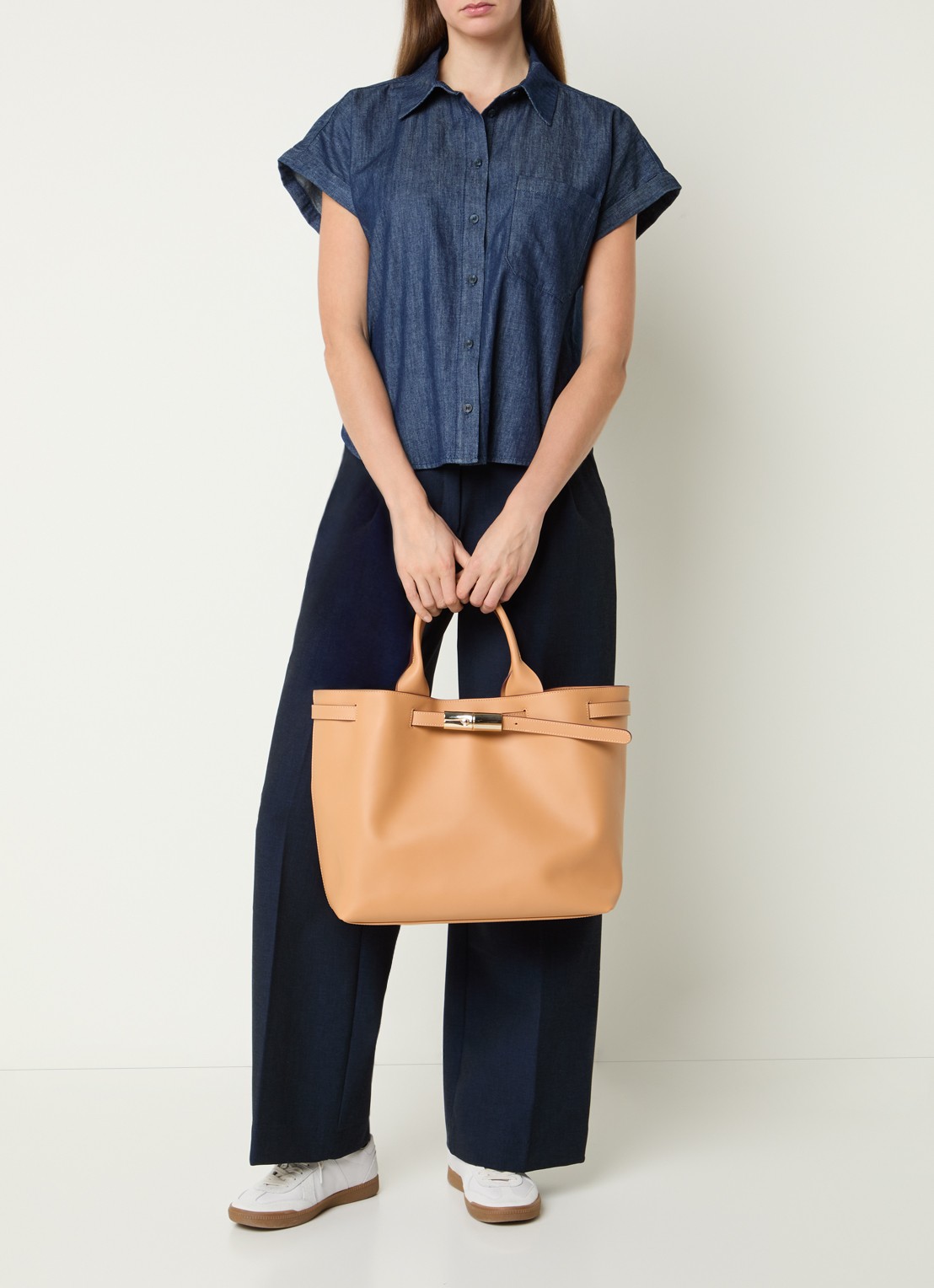 Longchamp Le Smart shopper L van kalfsleer - voorkant 3 camel