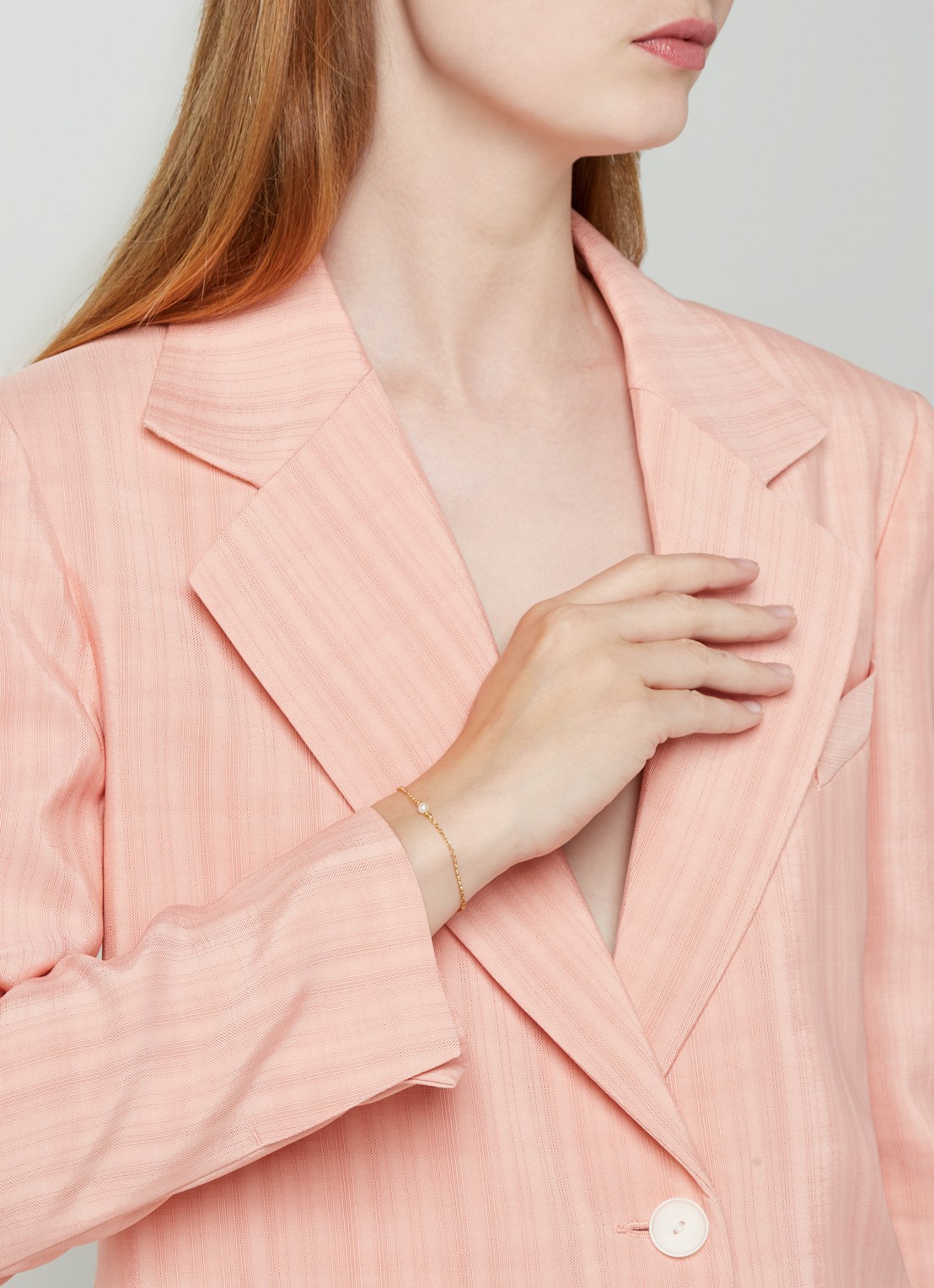 LOTT. gioielli Schakelarmband met parel - voorkant 2 goud