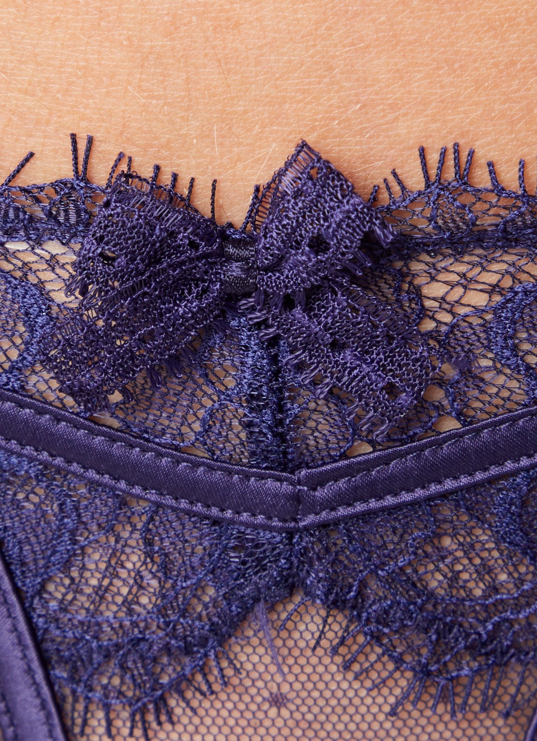 Lounge Alessia string van mesh - detail 4 donkerblauw
