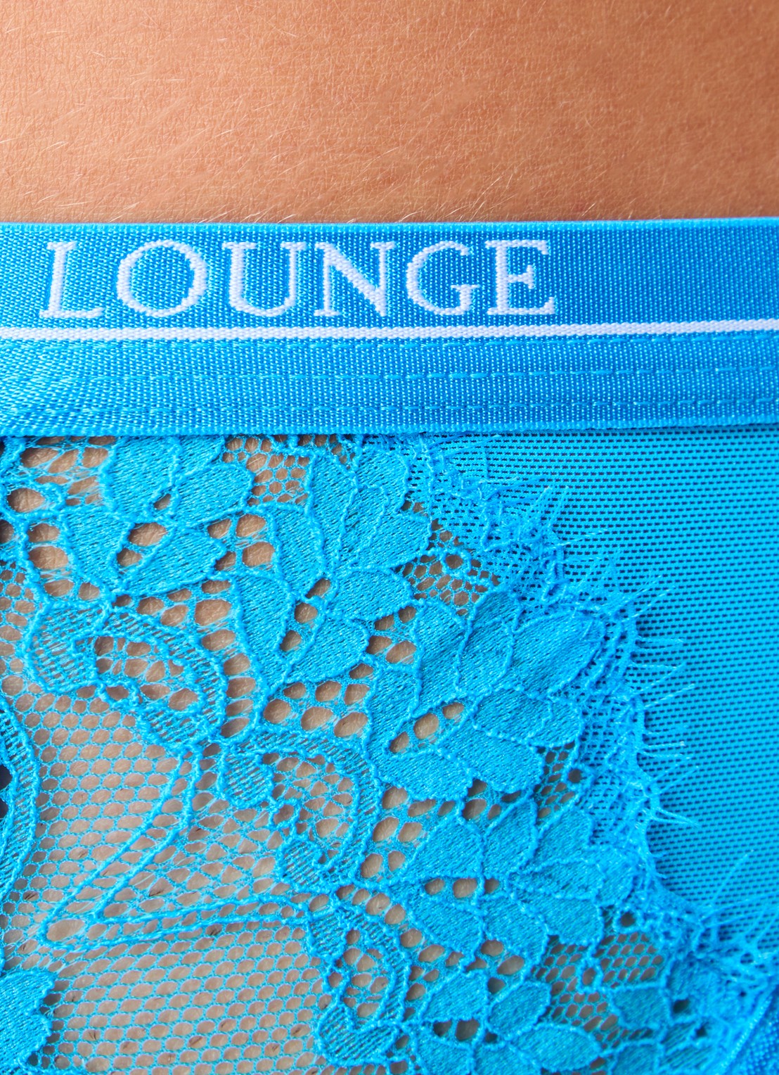 Lounge Entice tanga van kant met logoband - detail 4 blauw