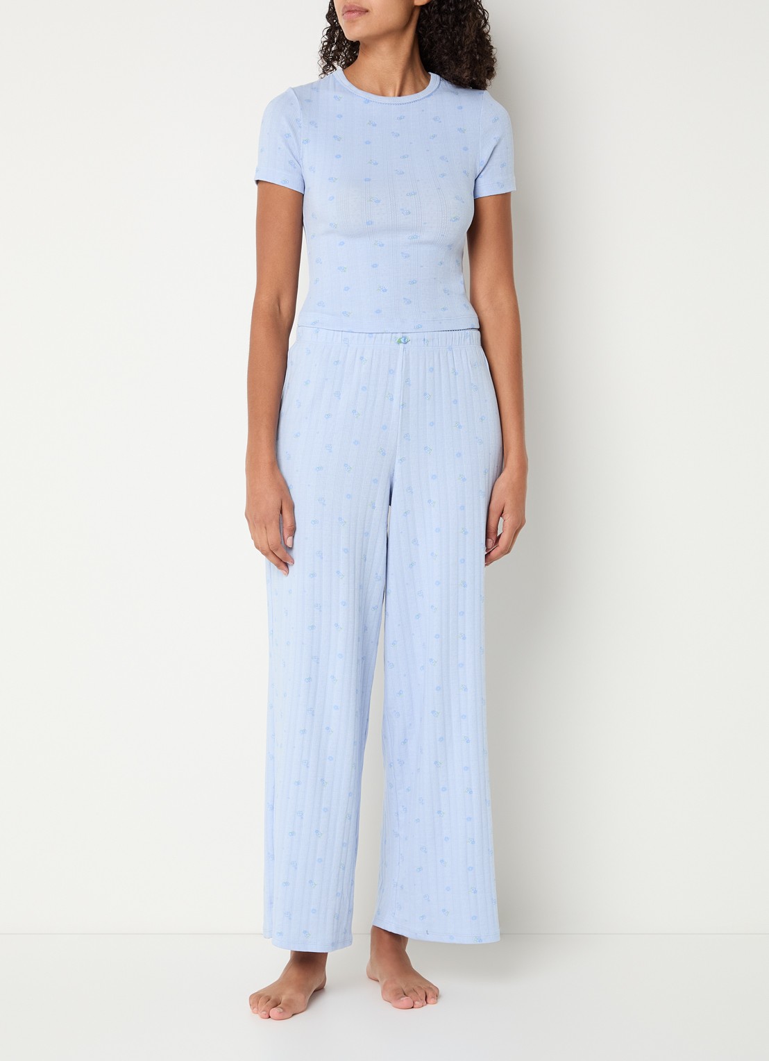 Lounge Pointelle pyjamabroek met bloemenprint - voorkant 4 blauw