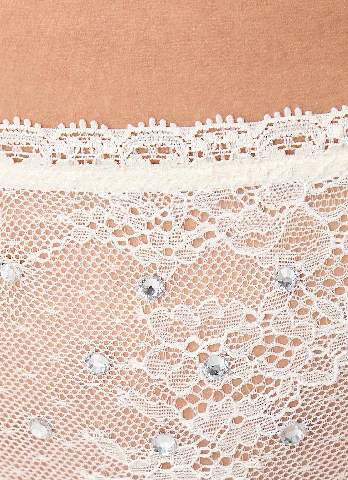 Love Stories Roomie string met kant en strass - detail 3 gebroken wit