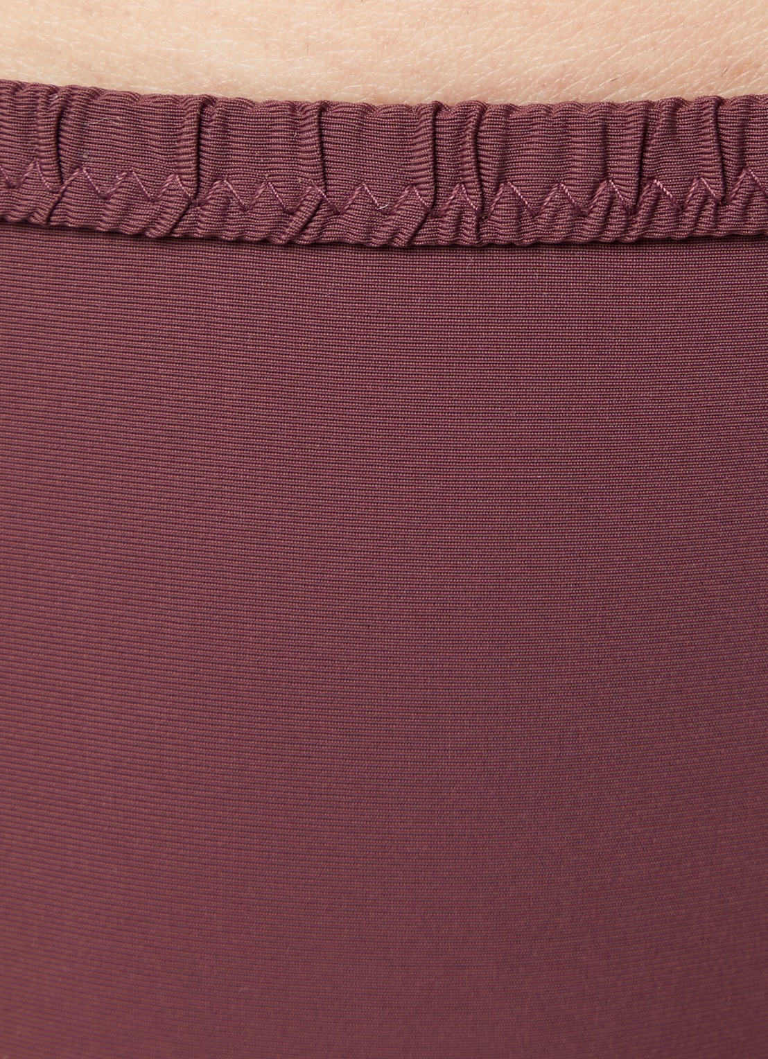 Love Stories Roomservice string van kant - detail 4 aubergine