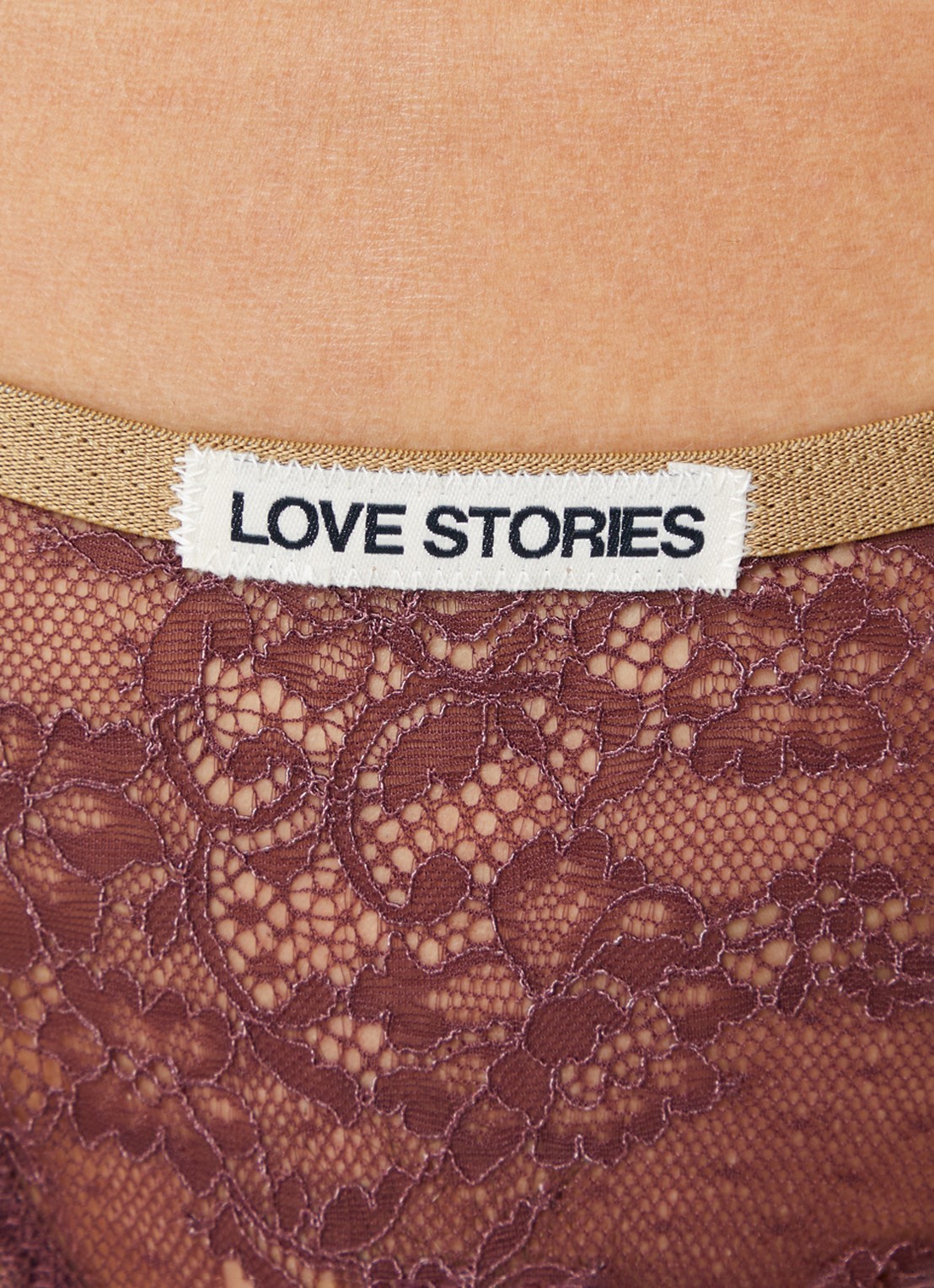 Love Stories Wild Rose tanga van kant - detail 3 bordeauxrood